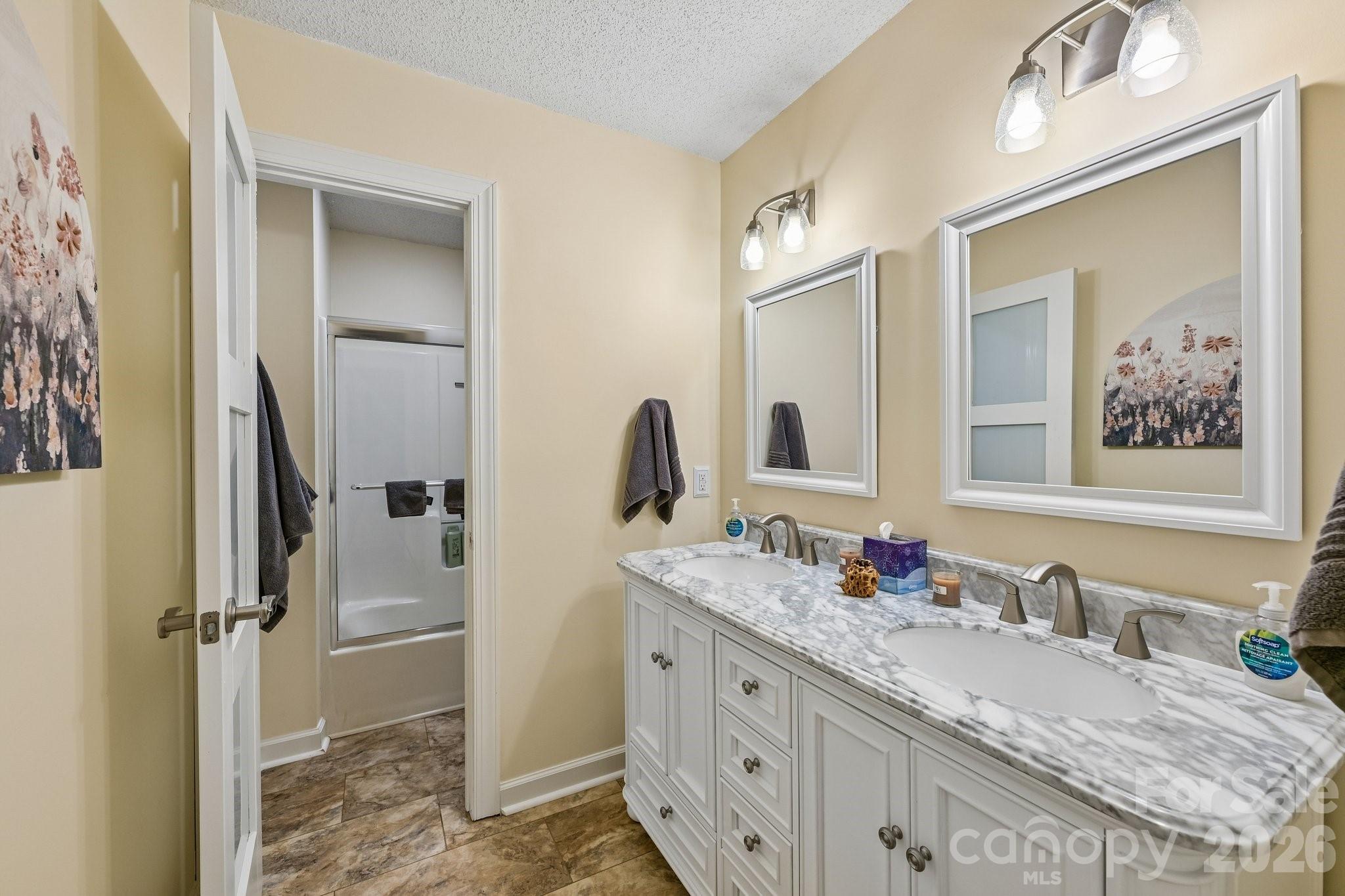 Single Family Residence at 9139 Magnolia Estates Drive, Cornelius, photo 48 of 73