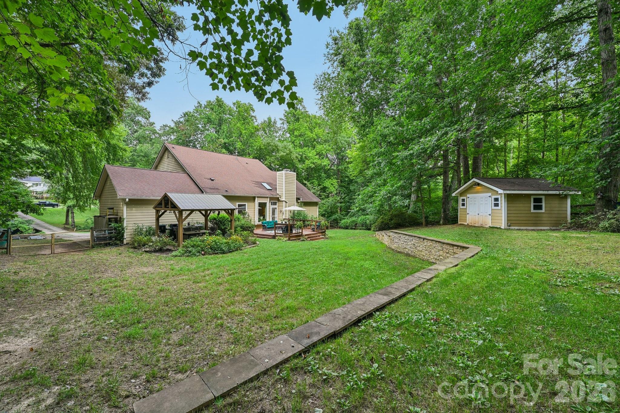 Single Family Residence at 9139 Magnolia Estates Drive, Cornelius, photo 59 of 73