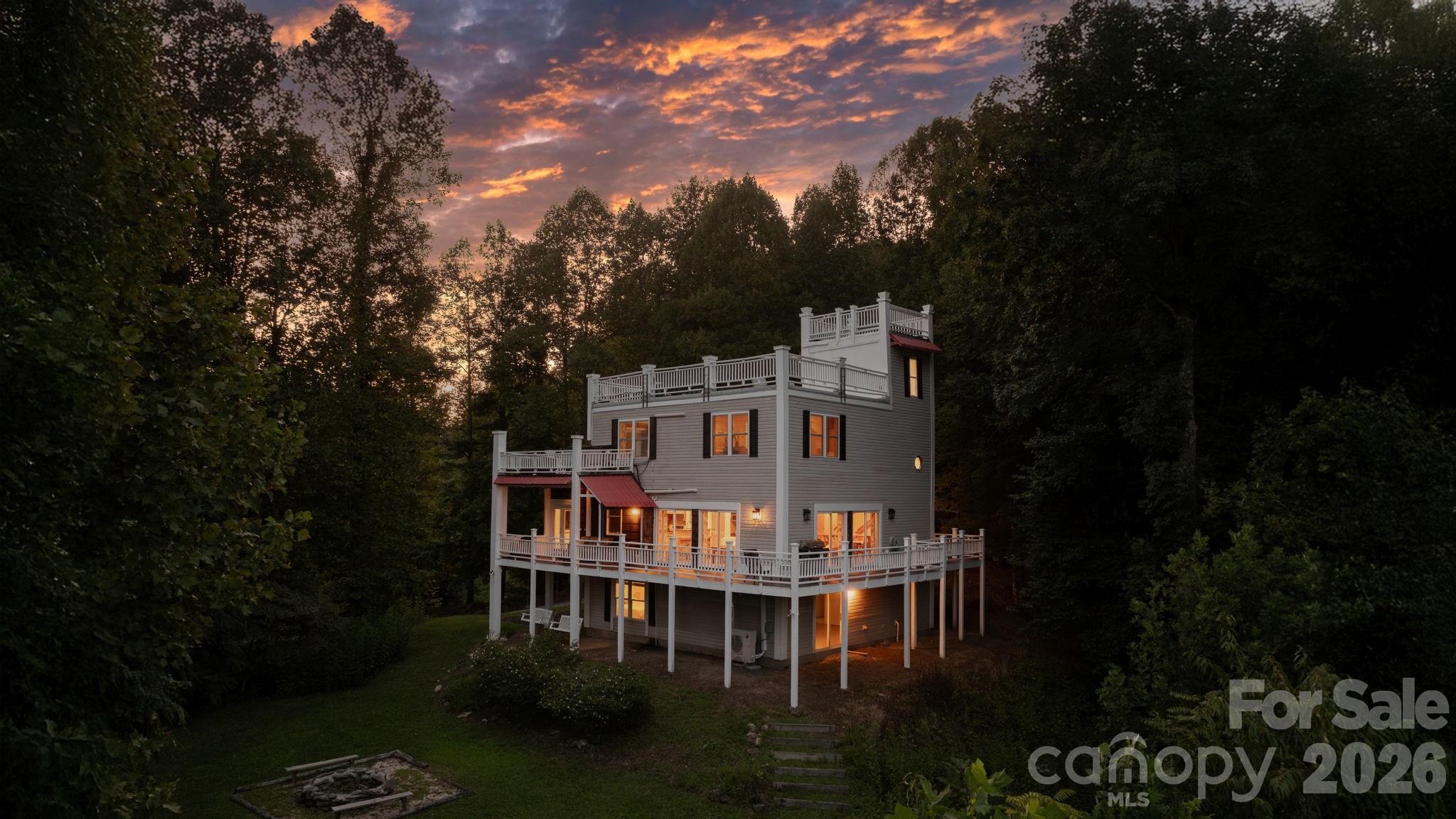 Single Family Residence at 308 Flat Mountain Road, Lenoir, photo 3 of 45