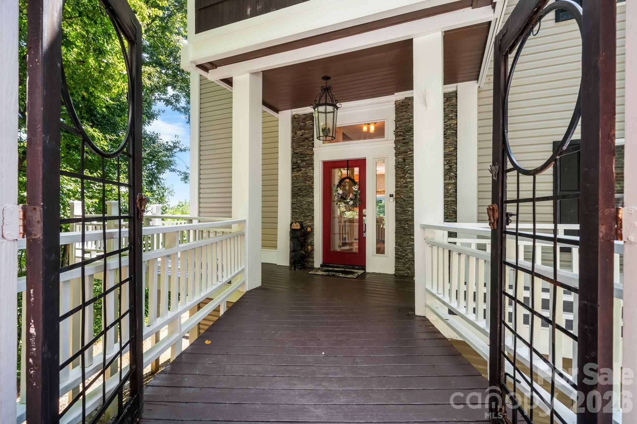 Single Family Residence at 308 Flat Mountain Road, Lenoir, photo 6 of 45