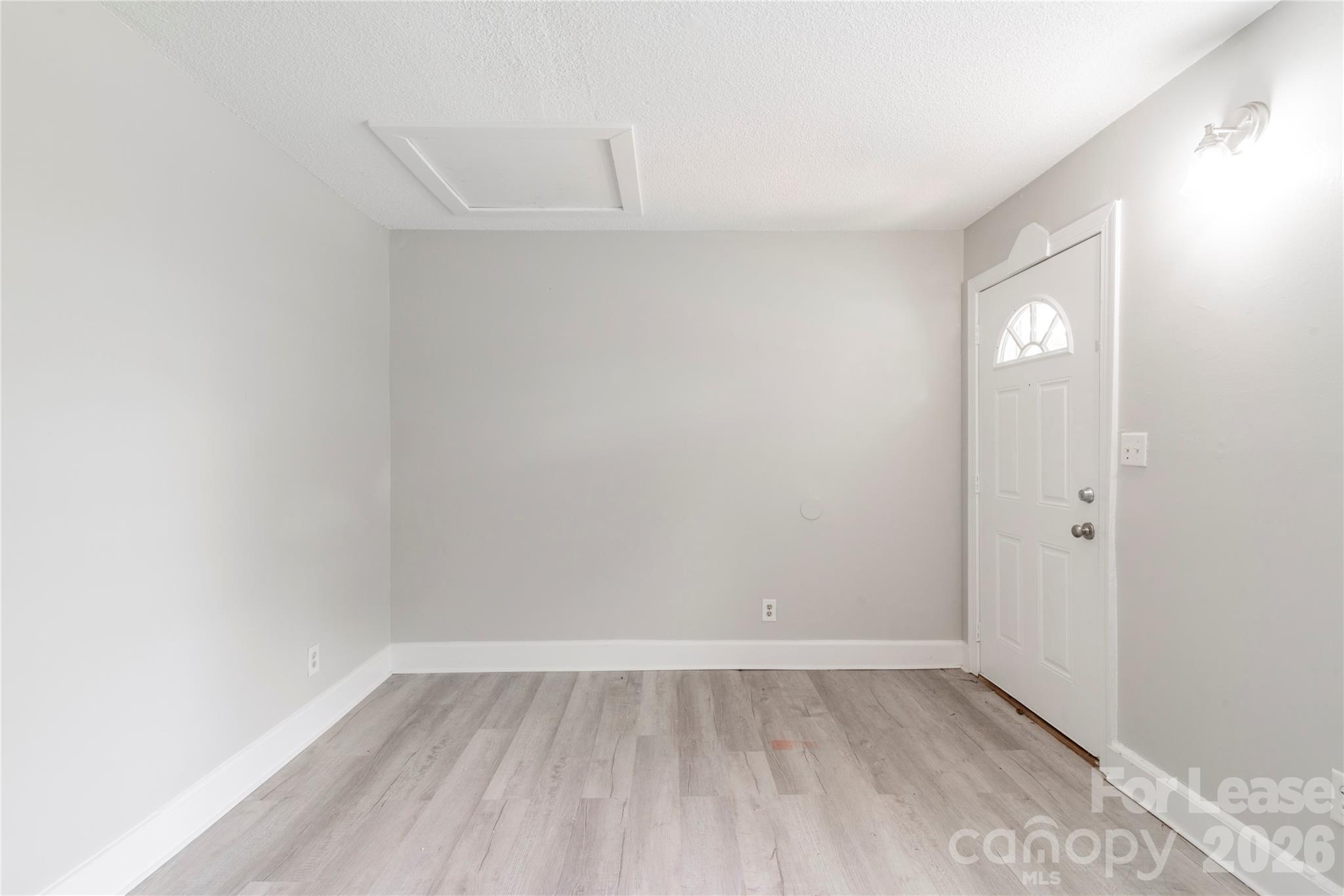 Townhouse at 2517 Hemphill Street, Charlotte, photo 4 of 21