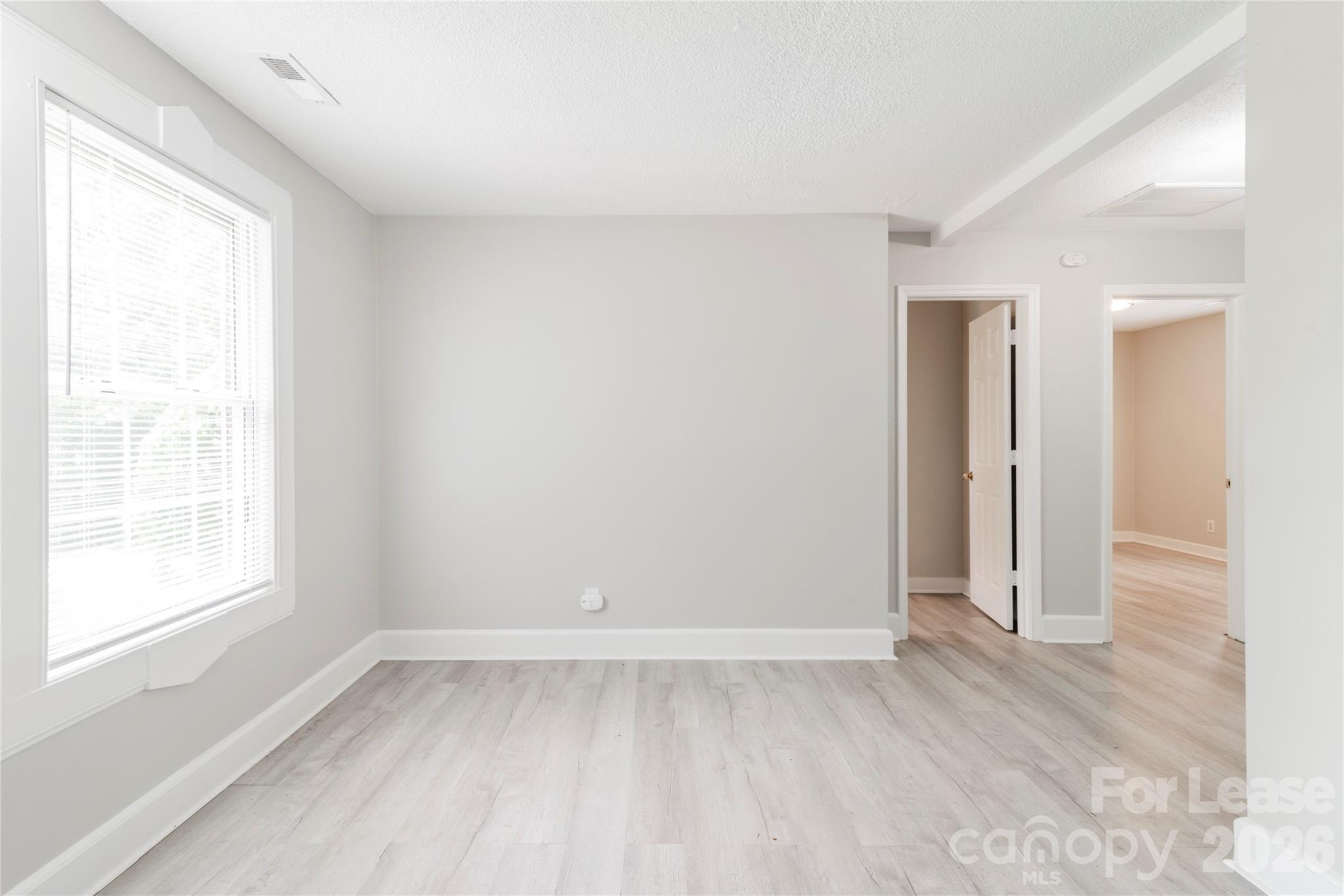 Townhouse at 2517 Hemphill Street, Charlotte, photo 5 of 21