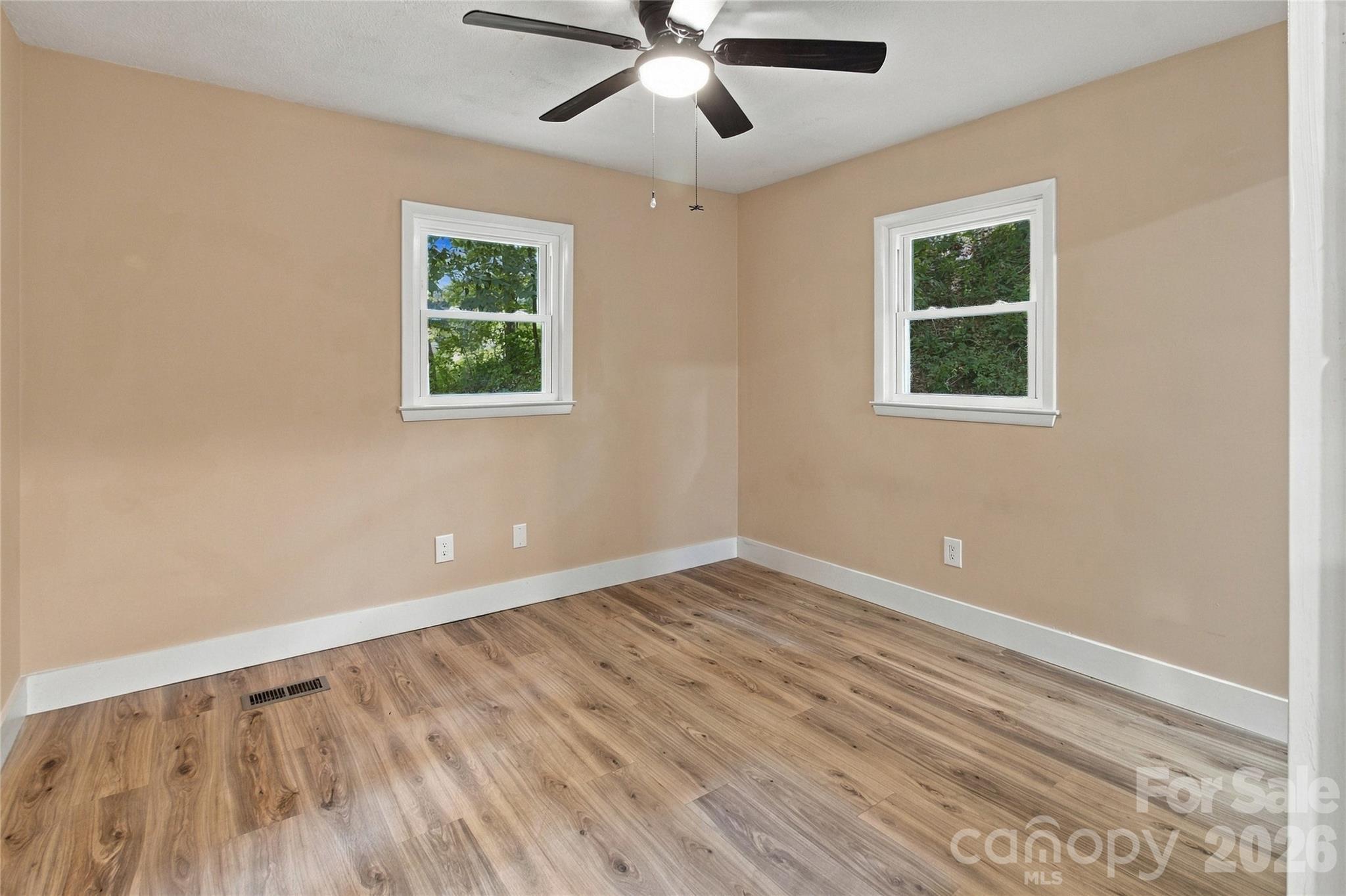 Single Family Residence at 90 Beech Valley Estates, Weaverville, photo 17 of 47