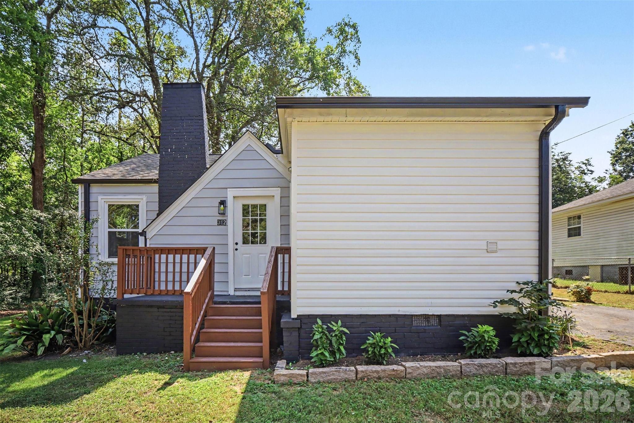 312 Prince Street