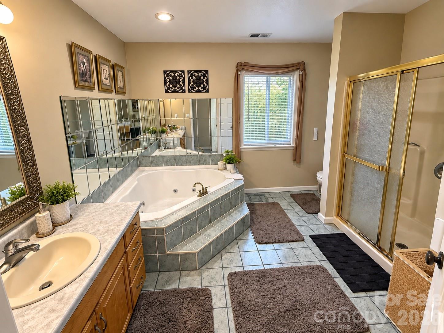Single Family Residence at 5980 Willowbottom Road, Hickory, photo 29 of 37
