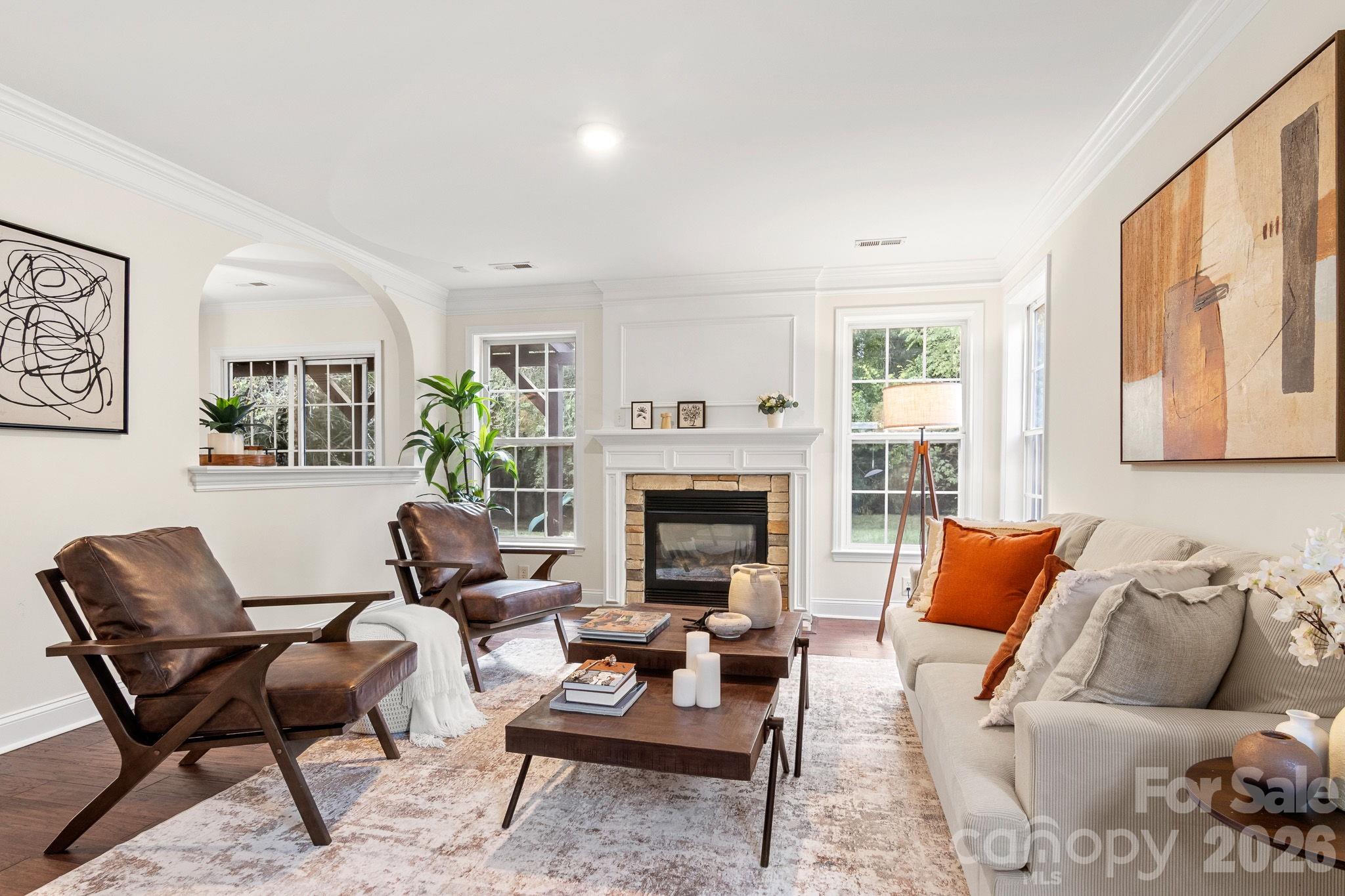 Single Family Residence at 1446 Deer Forest Drive, Fort Mill, photo 5 of 41