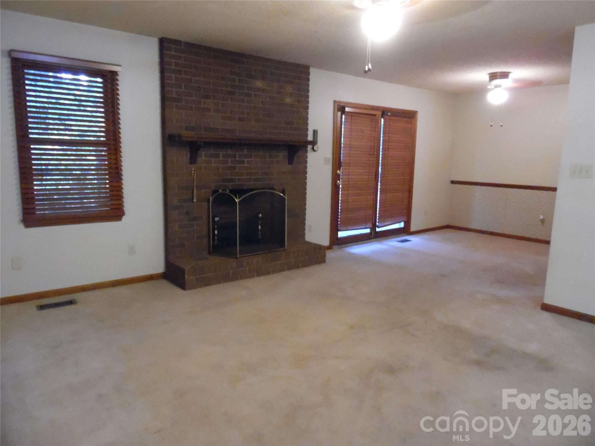 Single Family Residence at 1453 Marshbrooke Lane, Catawba, photo 13 of 24
