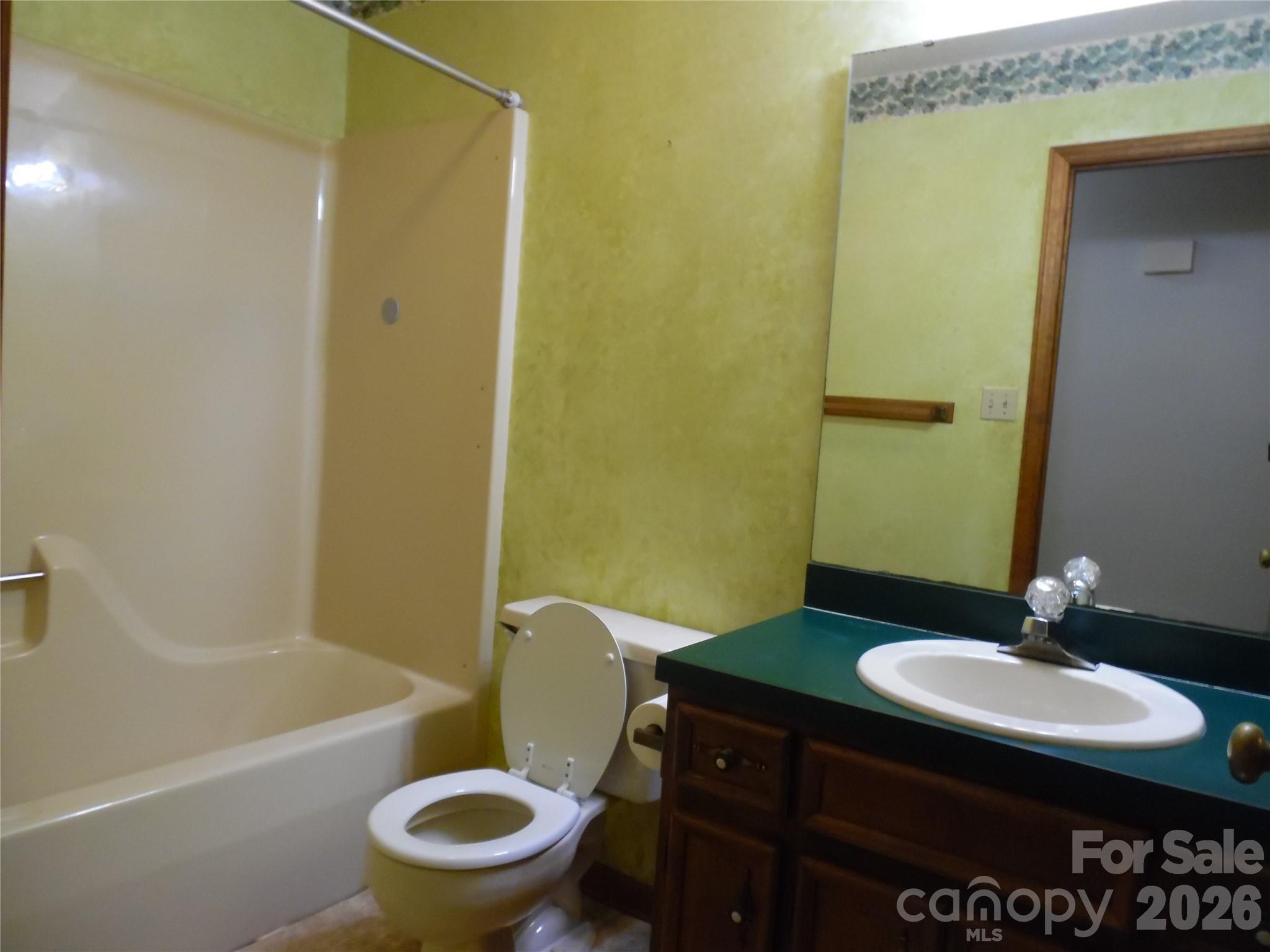 Single Family Residence at 1453 Marshbrooke Lane, Catawba, photo 15 of 24