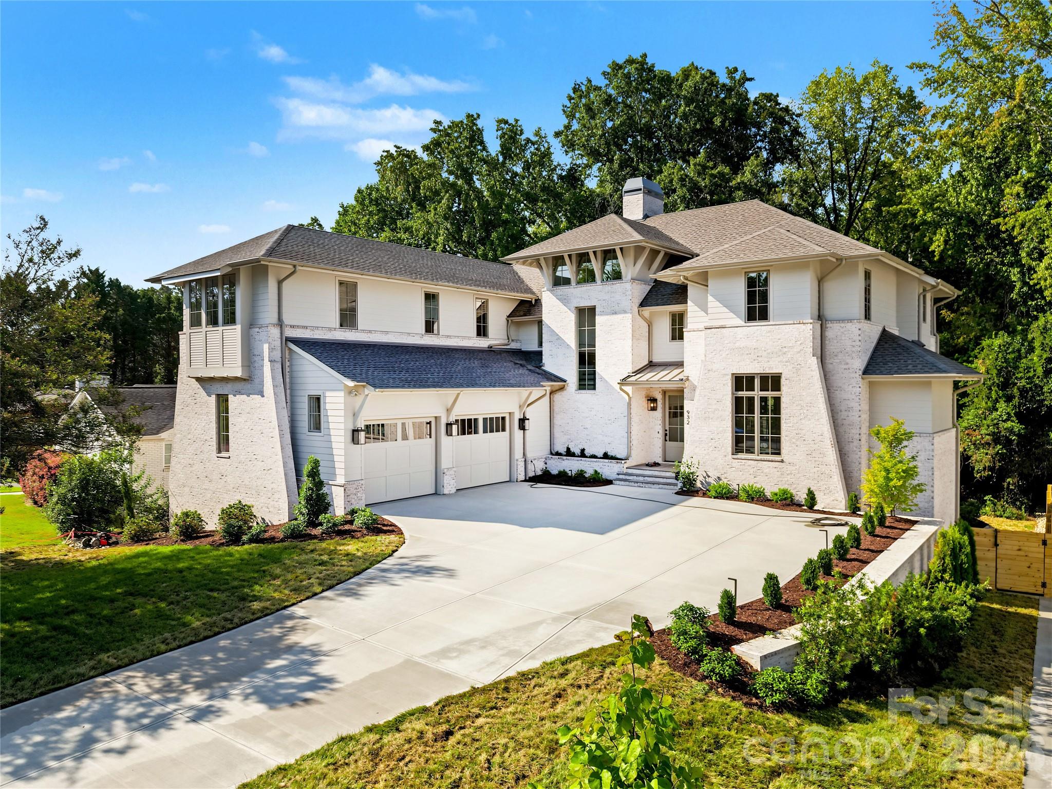 932 Heather Lane