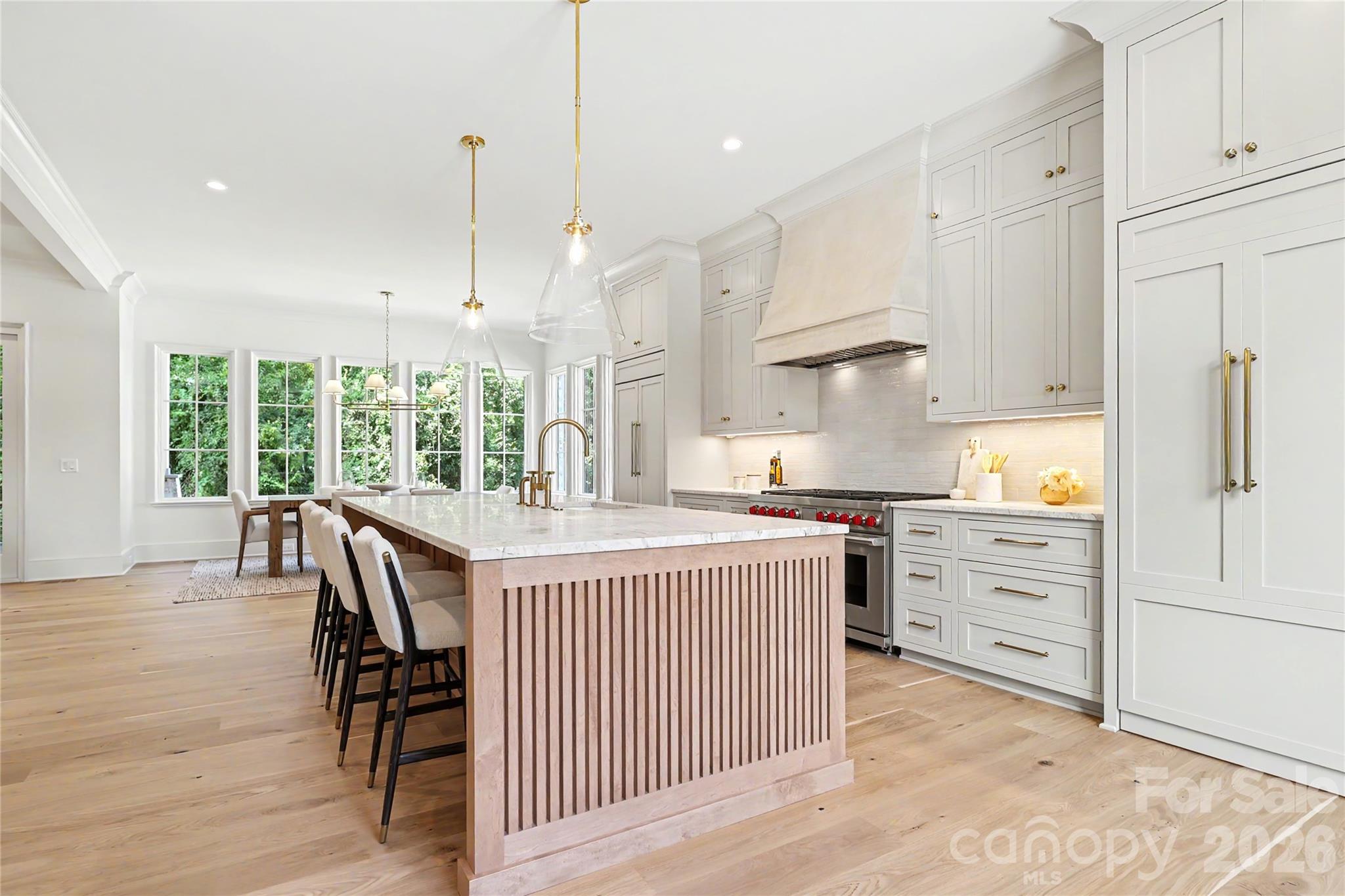 Single Family Residence at 932 Heather Lane, Charlotte, photo 7 of 41