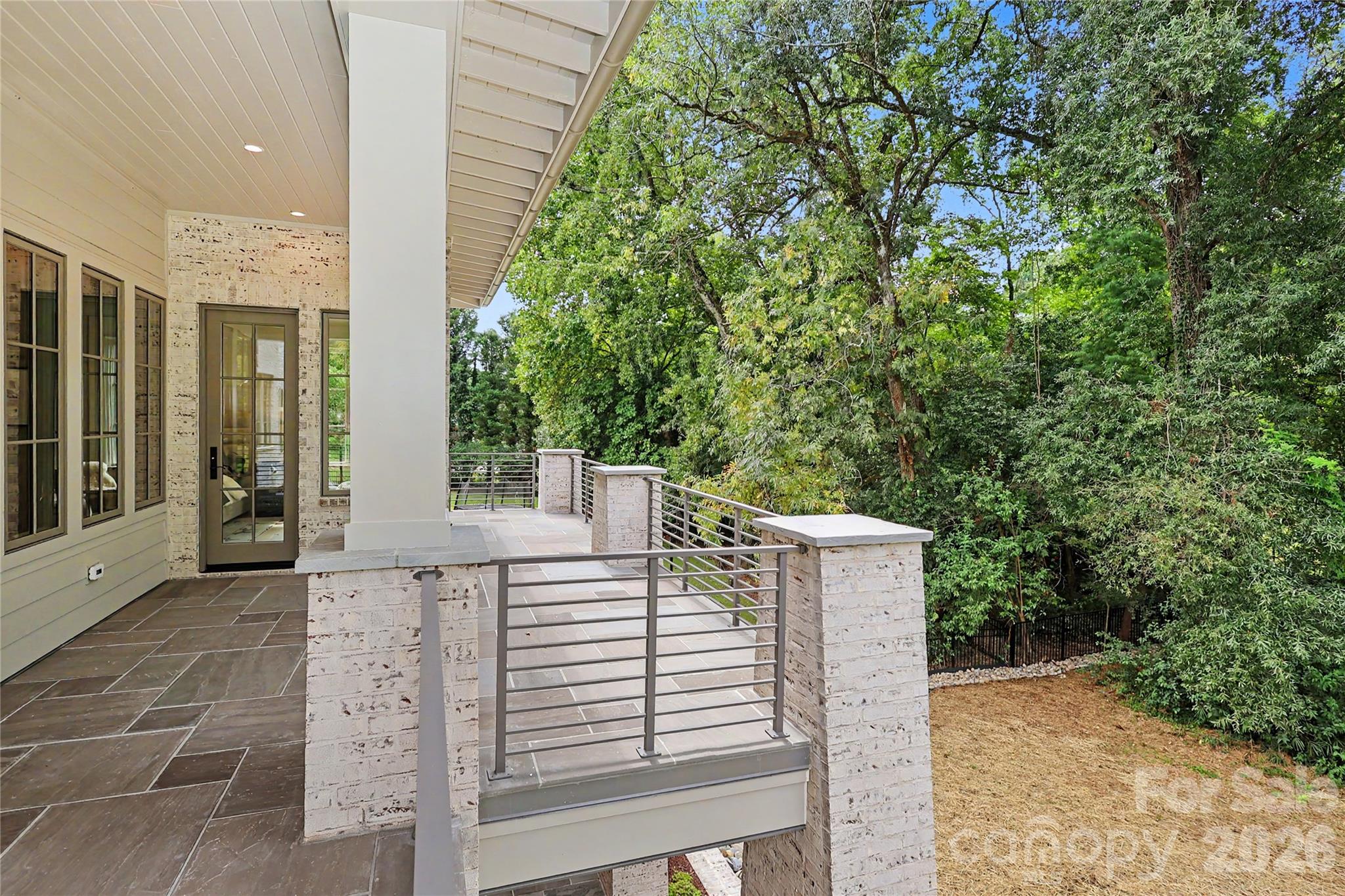 Single Family Residence at 932 Heather Lane, Charlotte, photo 19 of 41
