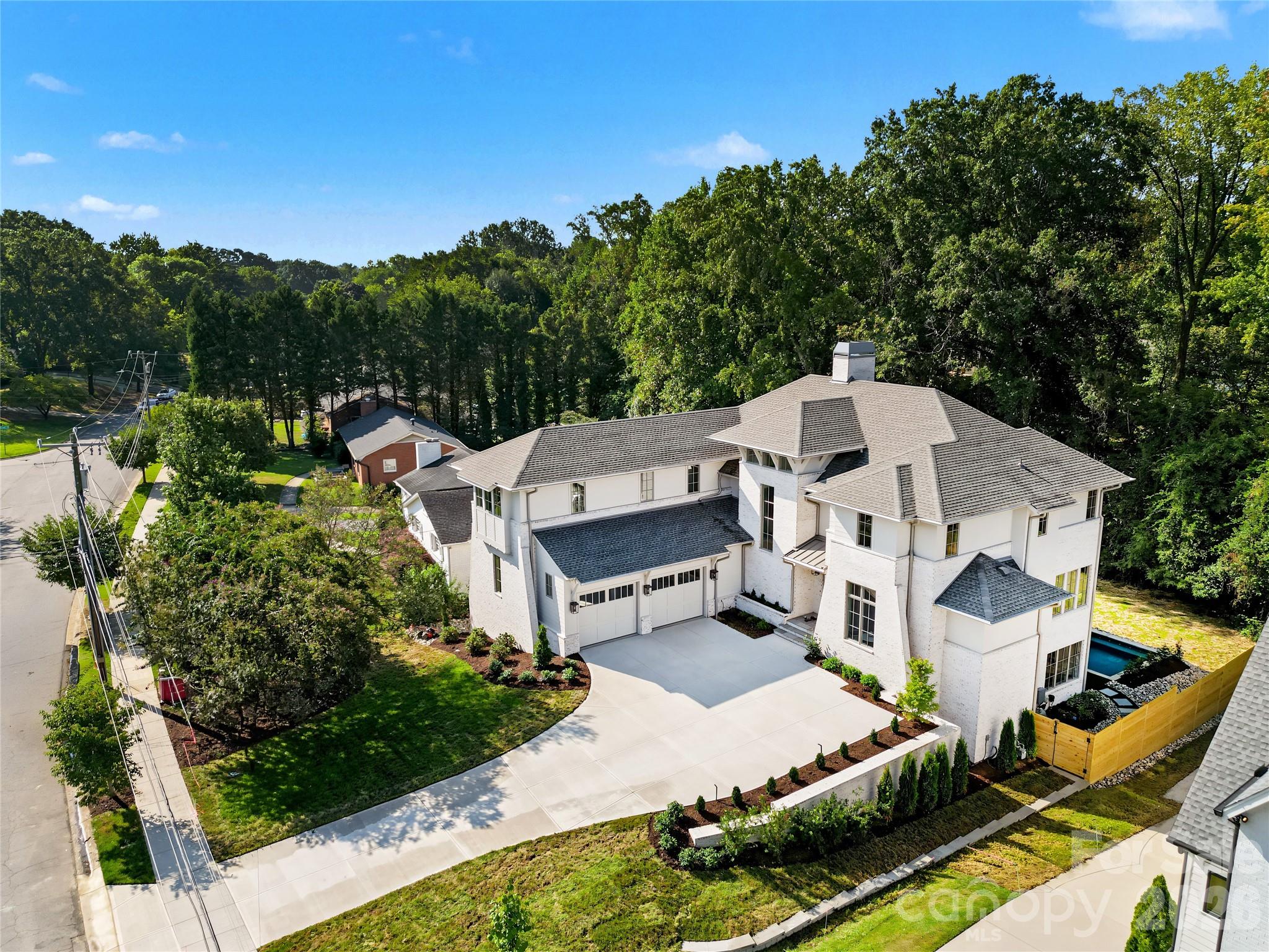 Single Family Residence at 932 Heather Lane, Charlotte, photo 40 of 41