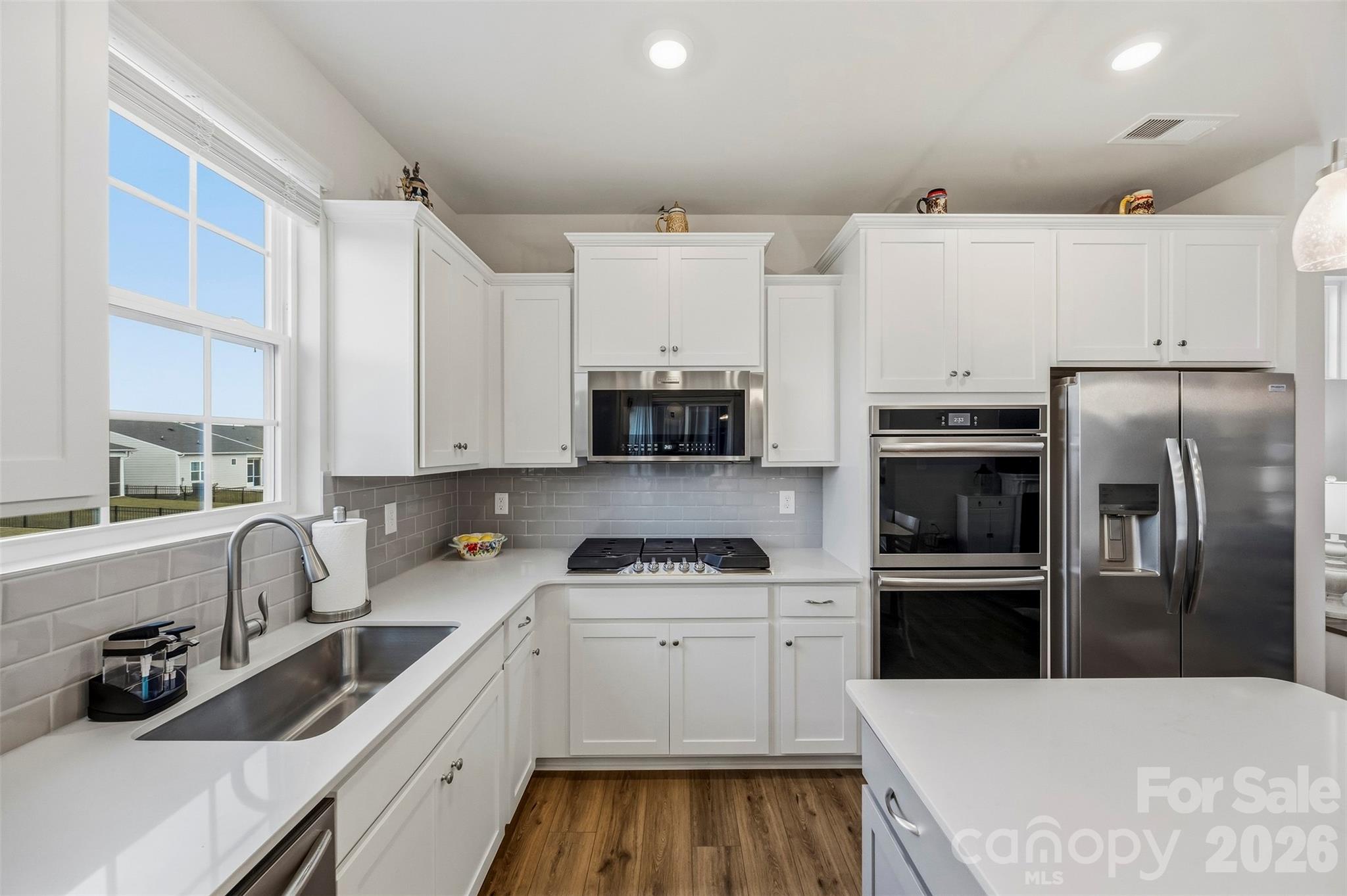 Beautiful kitchen very gently used. Oven was never used FYI - 1734 Otter Perch Lane, Fort Mill
