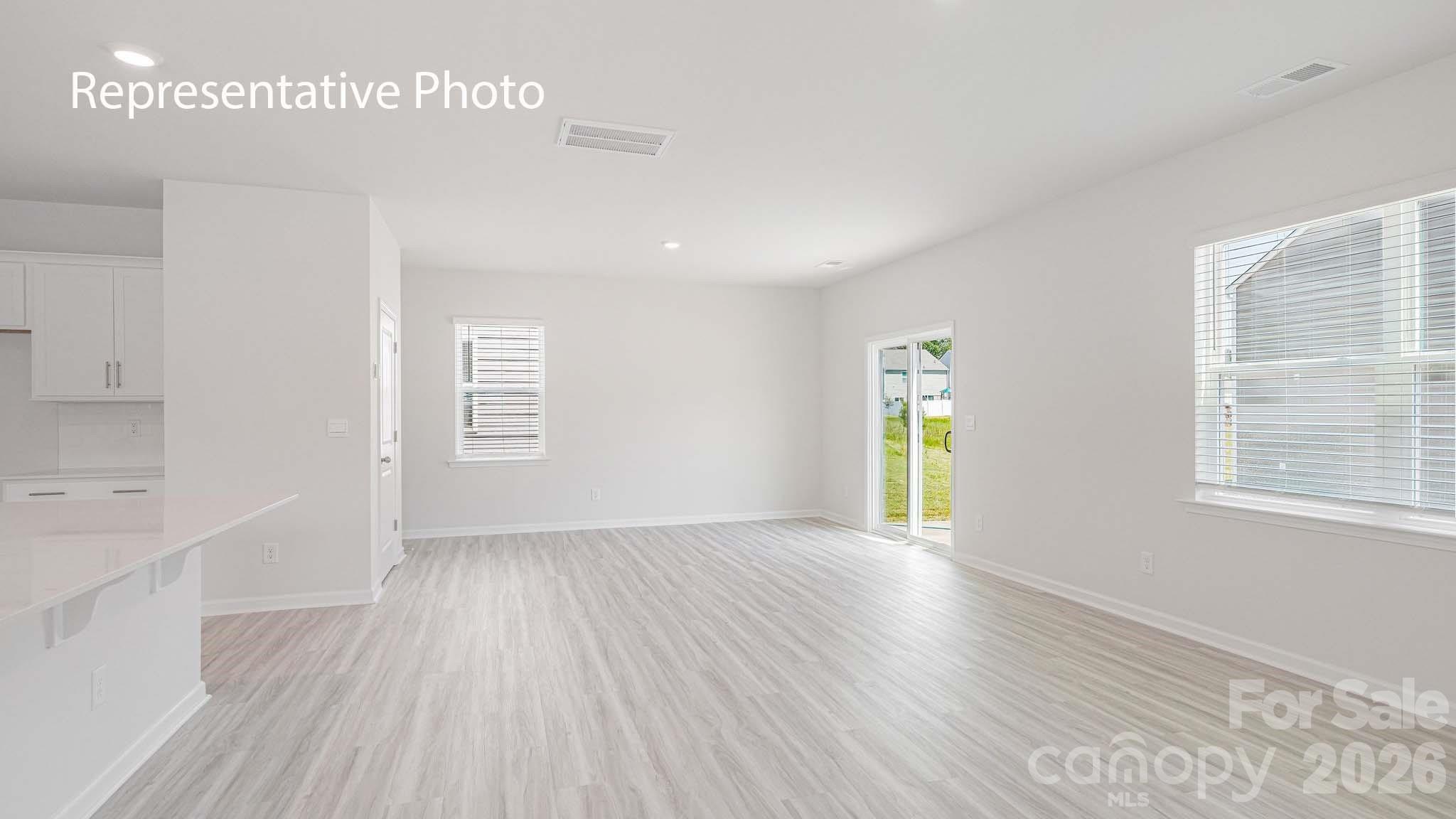 Single Family Residence at 926 Two Brothers Lane, York, photo 6 of 33