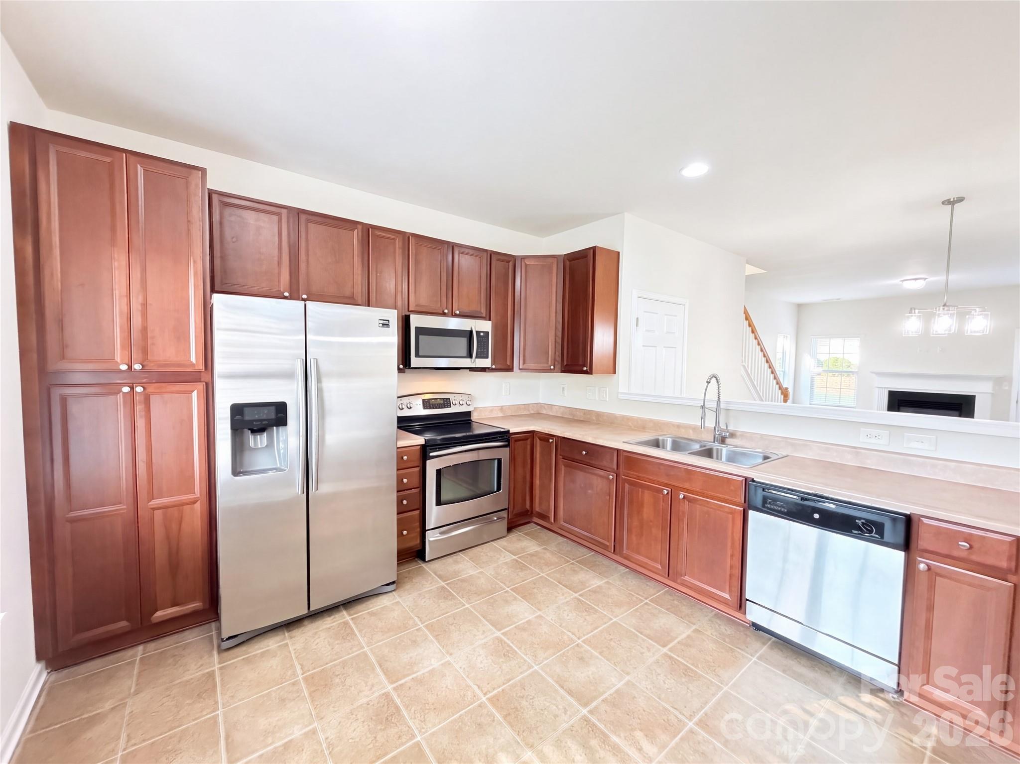 Townhouse at 152 Clydesdale Court, Matthews, photo 9 of 20