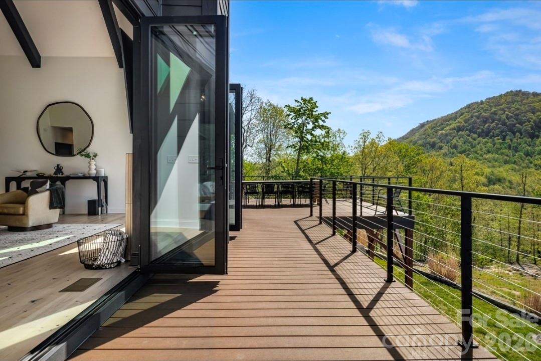 Main Level Deck Access - 58 Bird Creek Estates Road, Black Mountain
