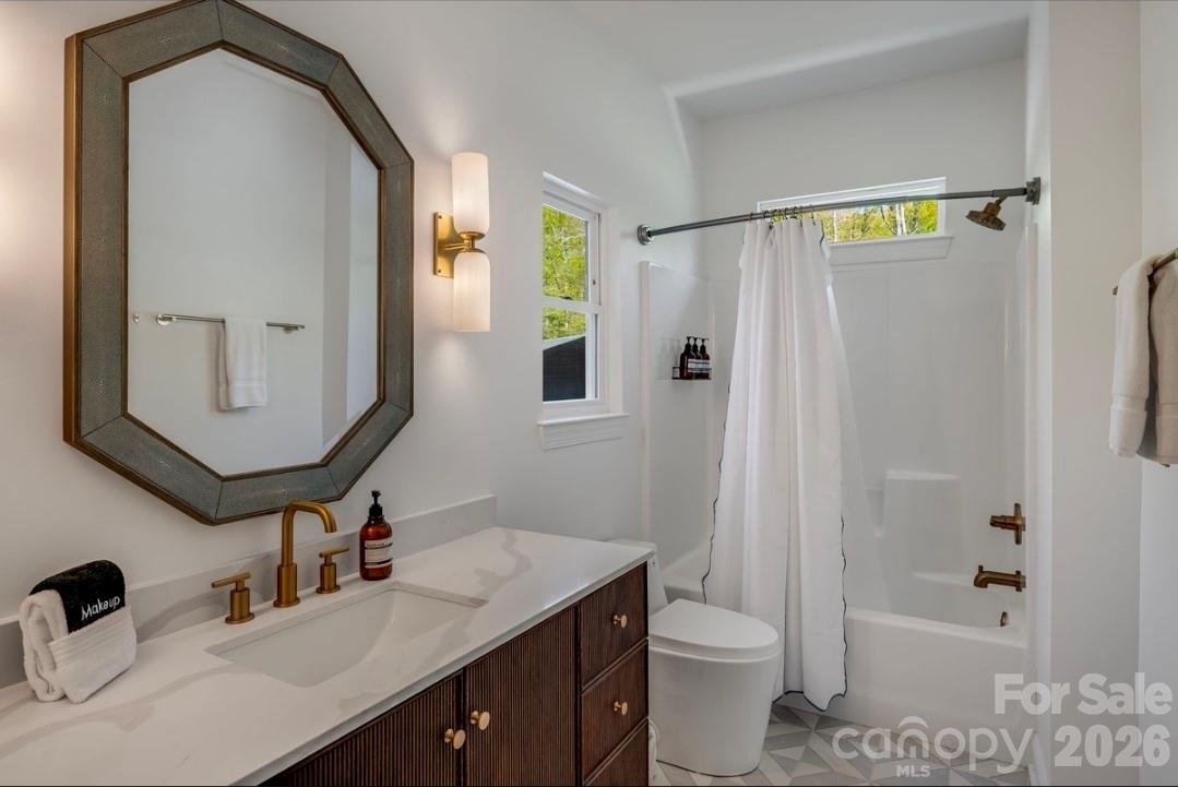 Main Level Bedroom 2 Shared Full Bath - 58 Bird Creek Estates Road, Black Mountain
