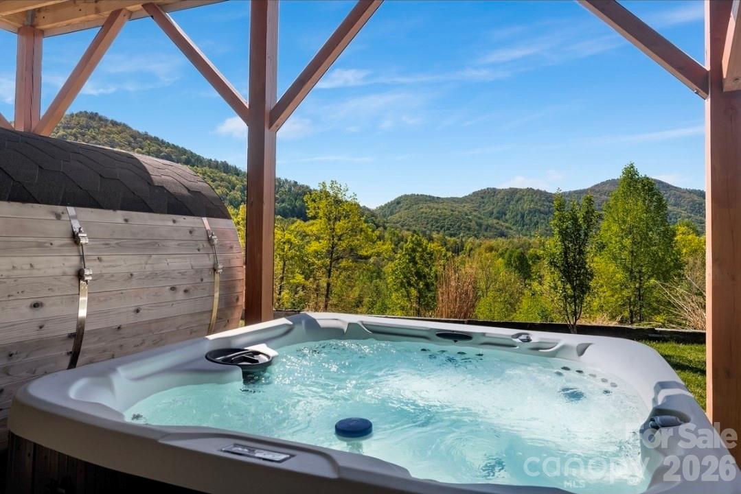 Soak in those Views - 58 Bird Creek Estates Road, Black Mountain