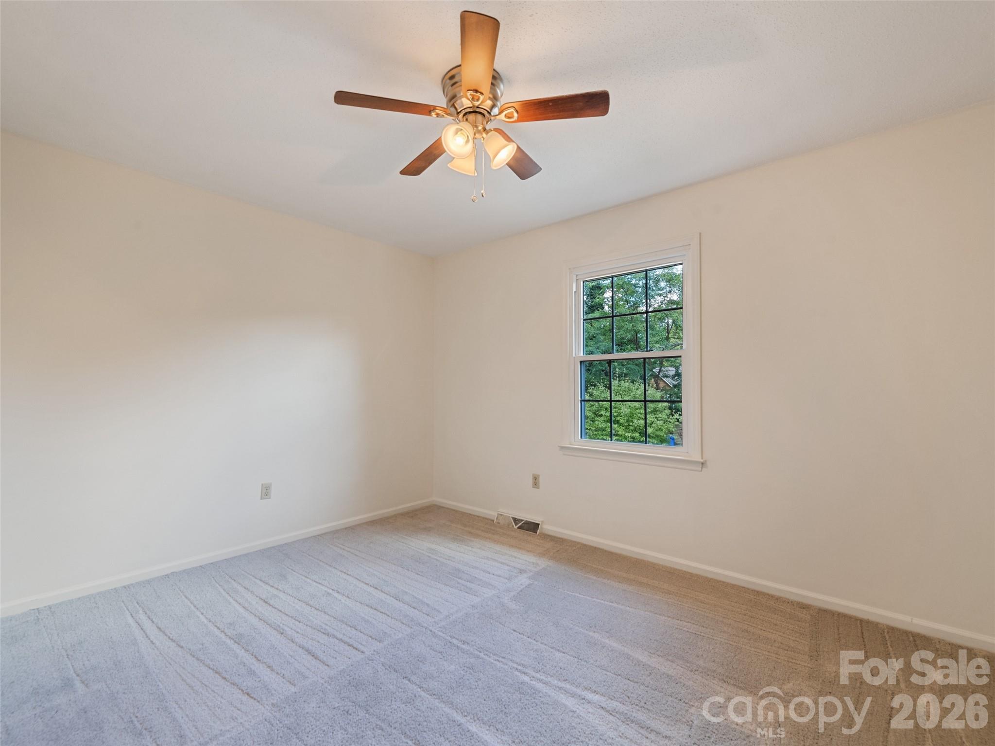Single Family Residence at 11 Crestwood Lane, Candler, photo 23 of 40