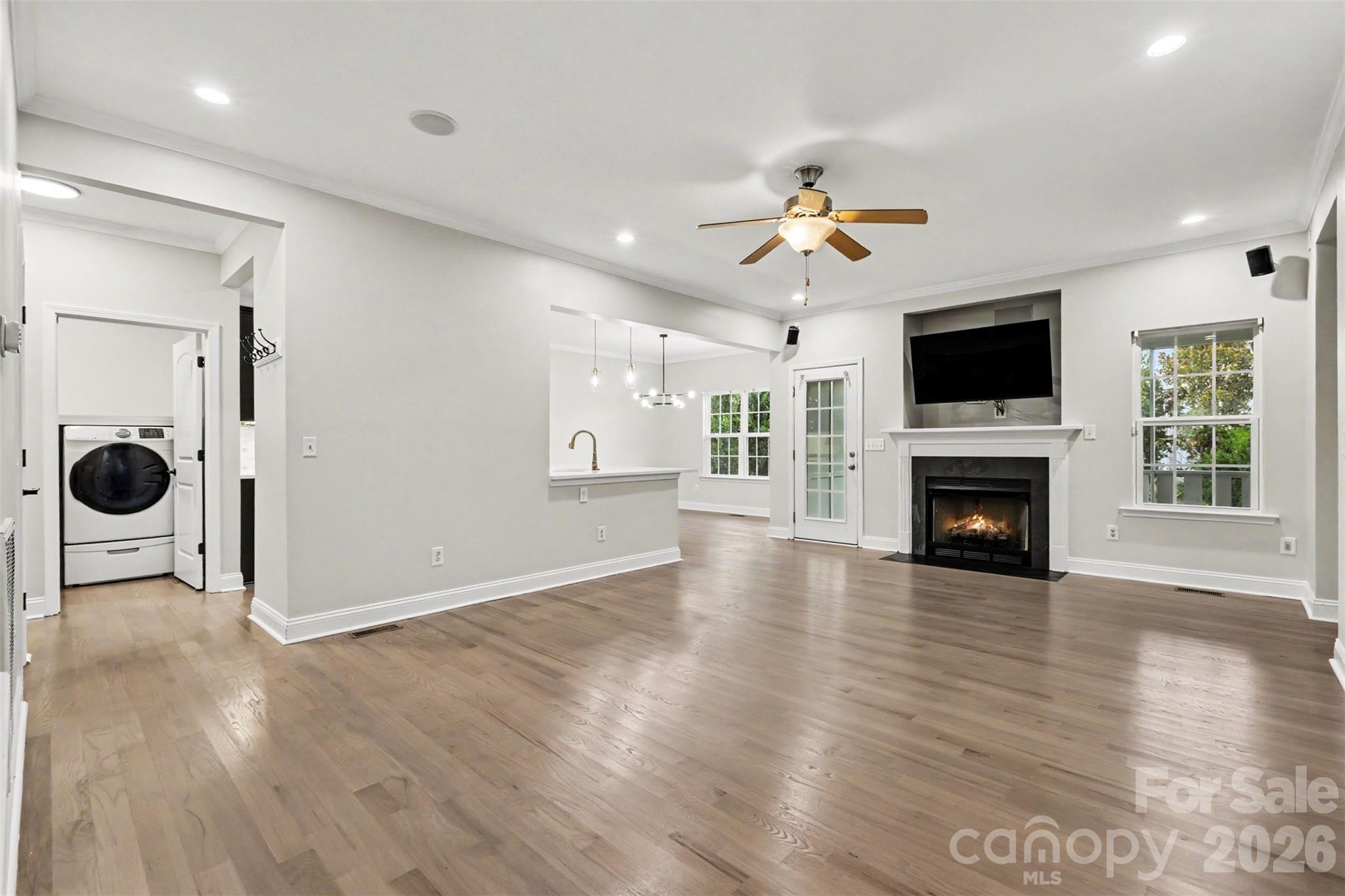 Single Family Residence at 5184 Norway Lane, Rock Hill, photo 7 of 37
