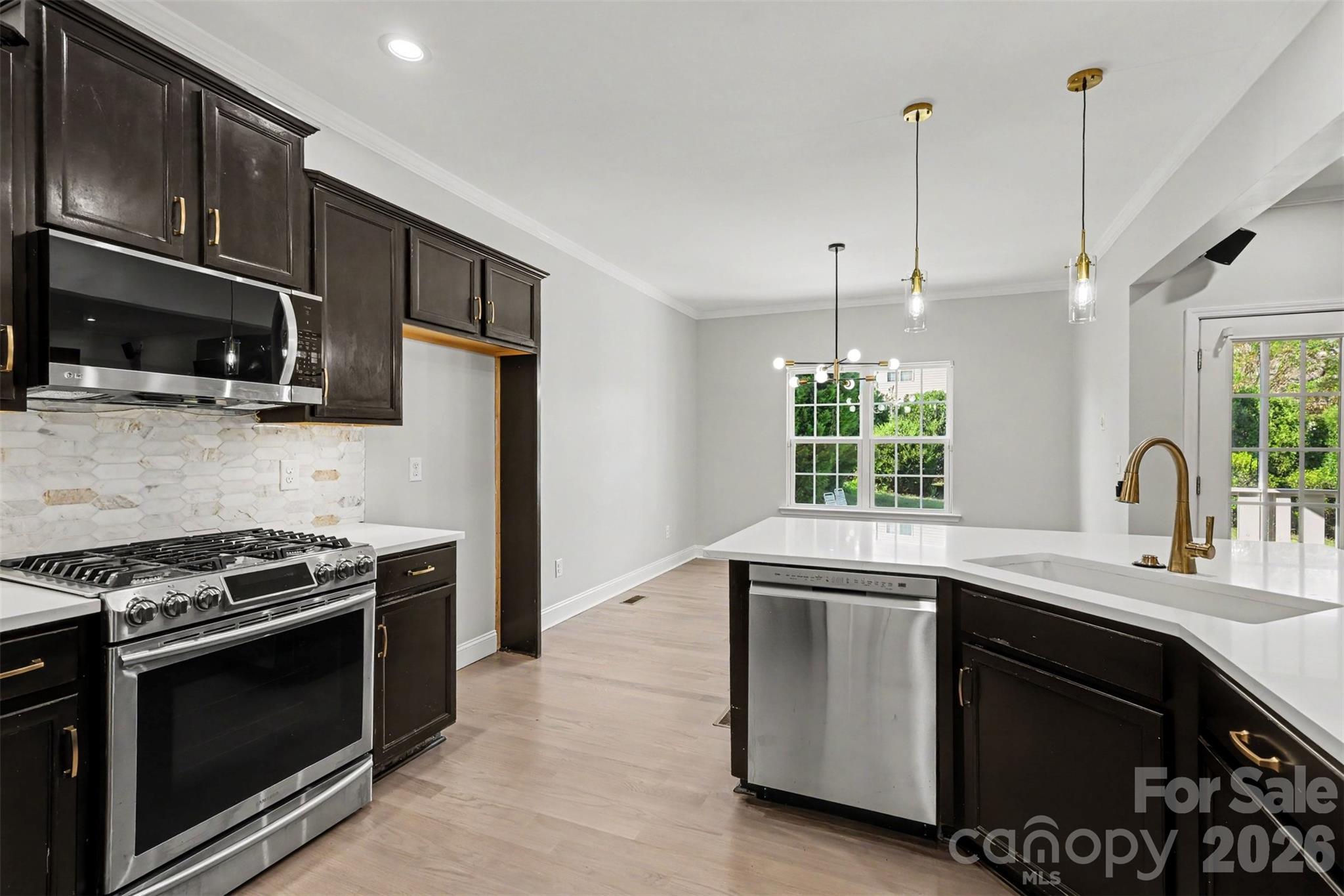 Single Family Residence at 5184 Norway Lane, Rock Hill, photo 9 of 37