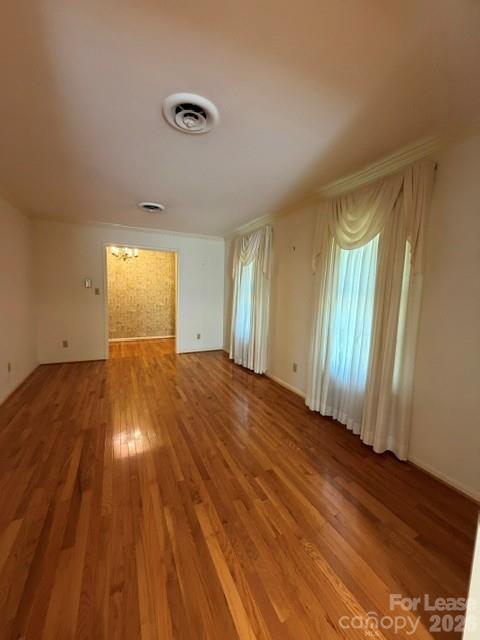 Single Family Residence at 151 25th Avenue NW, Hickory, photo 4 of 13