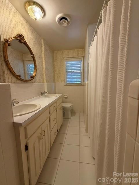 Single Family Residence at 151 25th Avenue NW, Hickory, photo 11 of 13