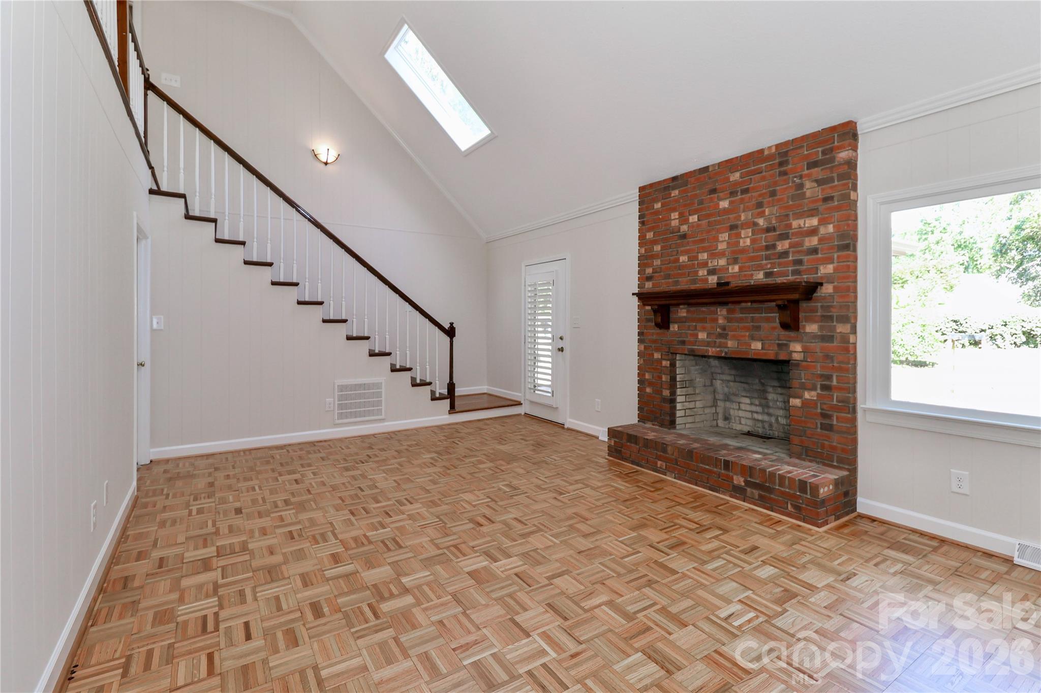 Single Family Residence at 1051 Michael Avenue, Concord, photo 11 of 37