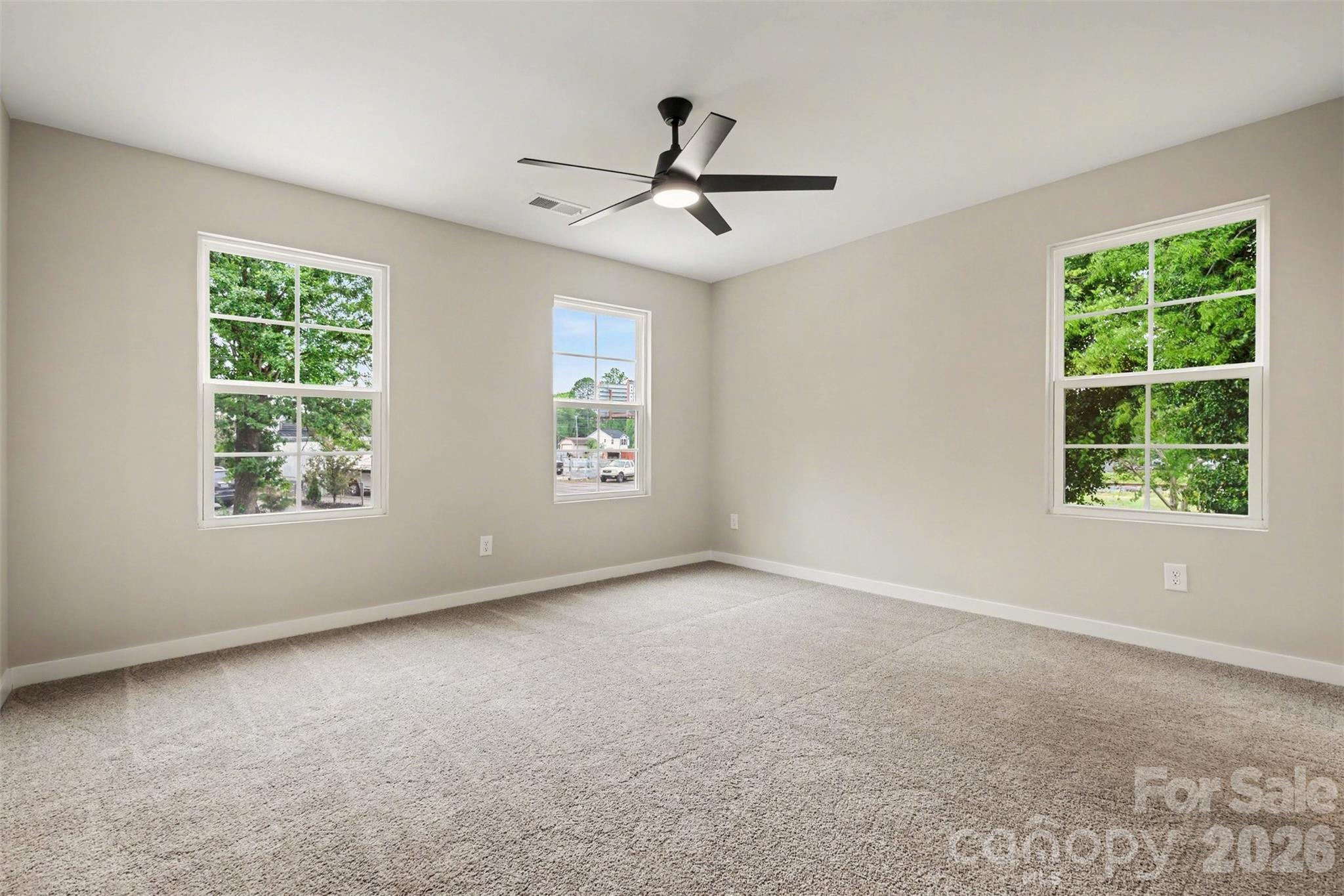 Single Family Residence at 112 E Hilltop Drive, Gastonia, photo 33 of 39