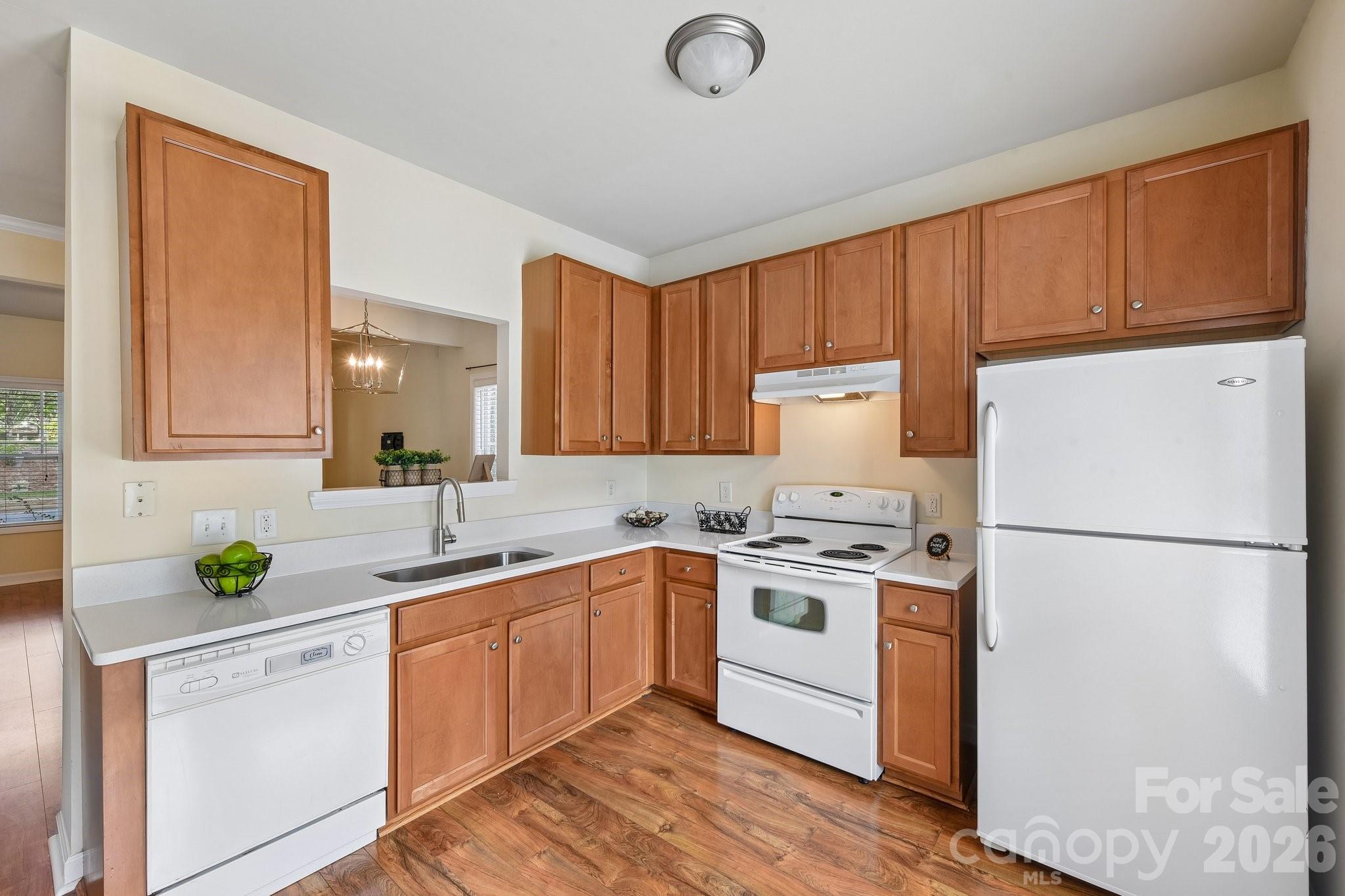 New Quartz Countertop - 12414 Stone Garden Drive, Huntersville