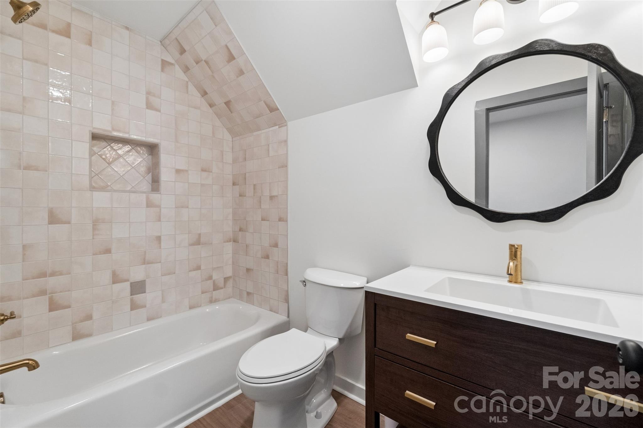 Single Family Residence at 781 Berry Hill Drive, Norwood, photo 23 of 30
