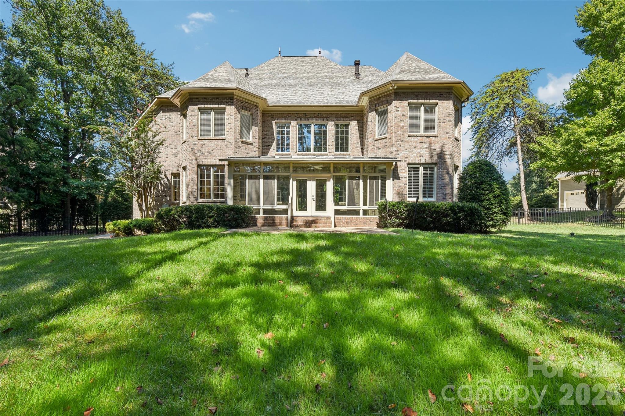 Single Family Residence at 181 Attleboro Place, Mooresville, photo 5 of 28