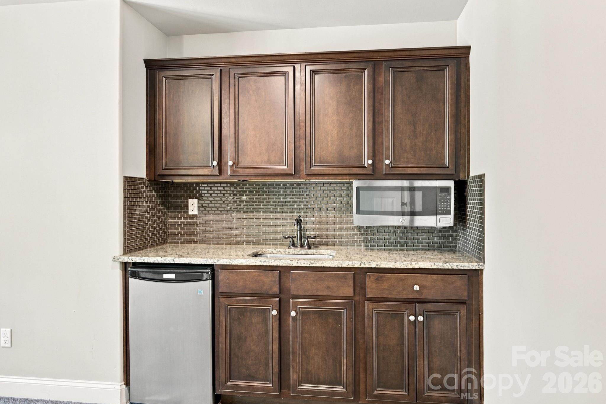 Single Family Residence at 11915 Red Sorrell Lane, Huntersville, photo 21 of 35