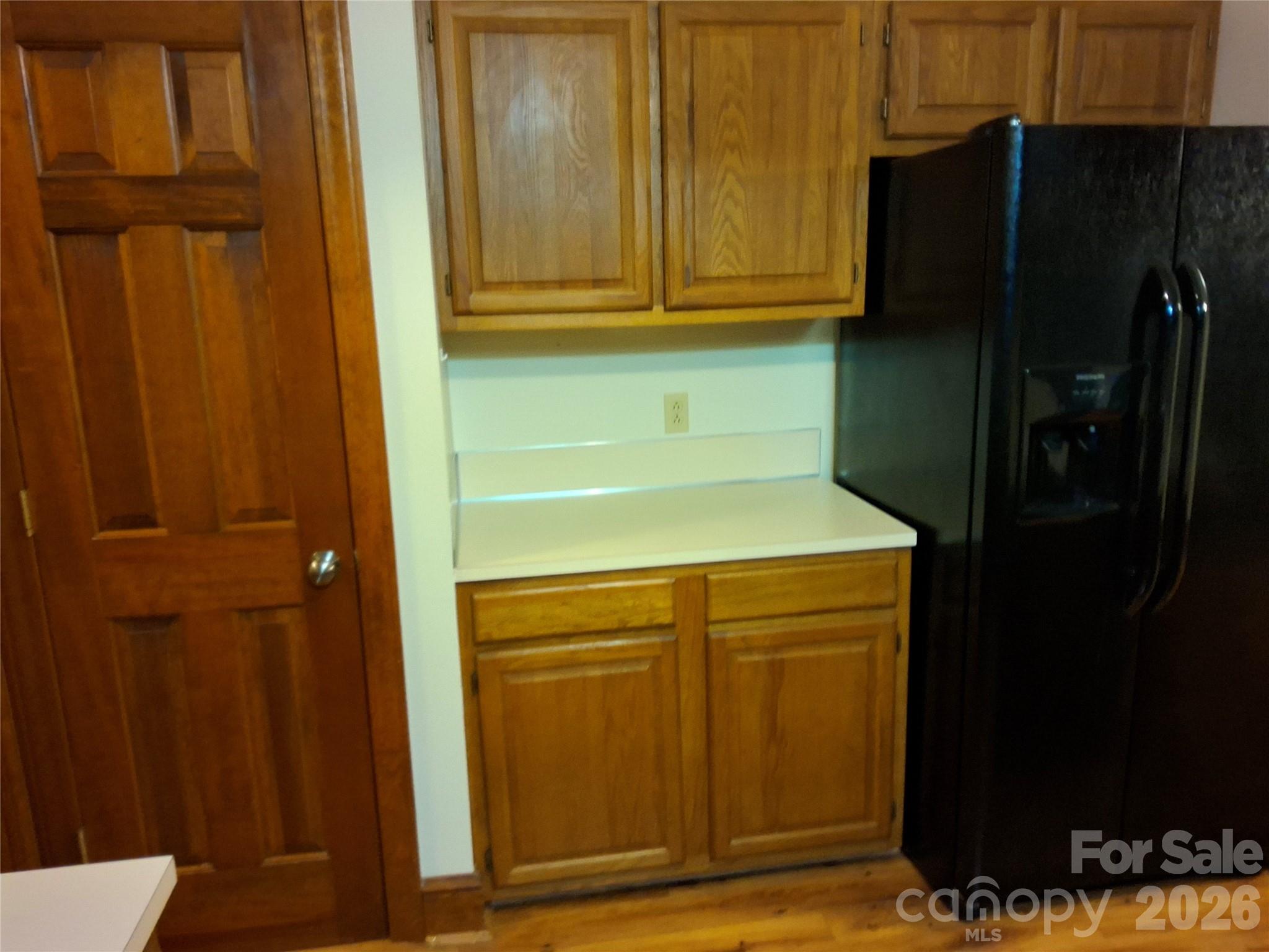 Kitchen - 5 - 104 Swaim Court, Salisbury