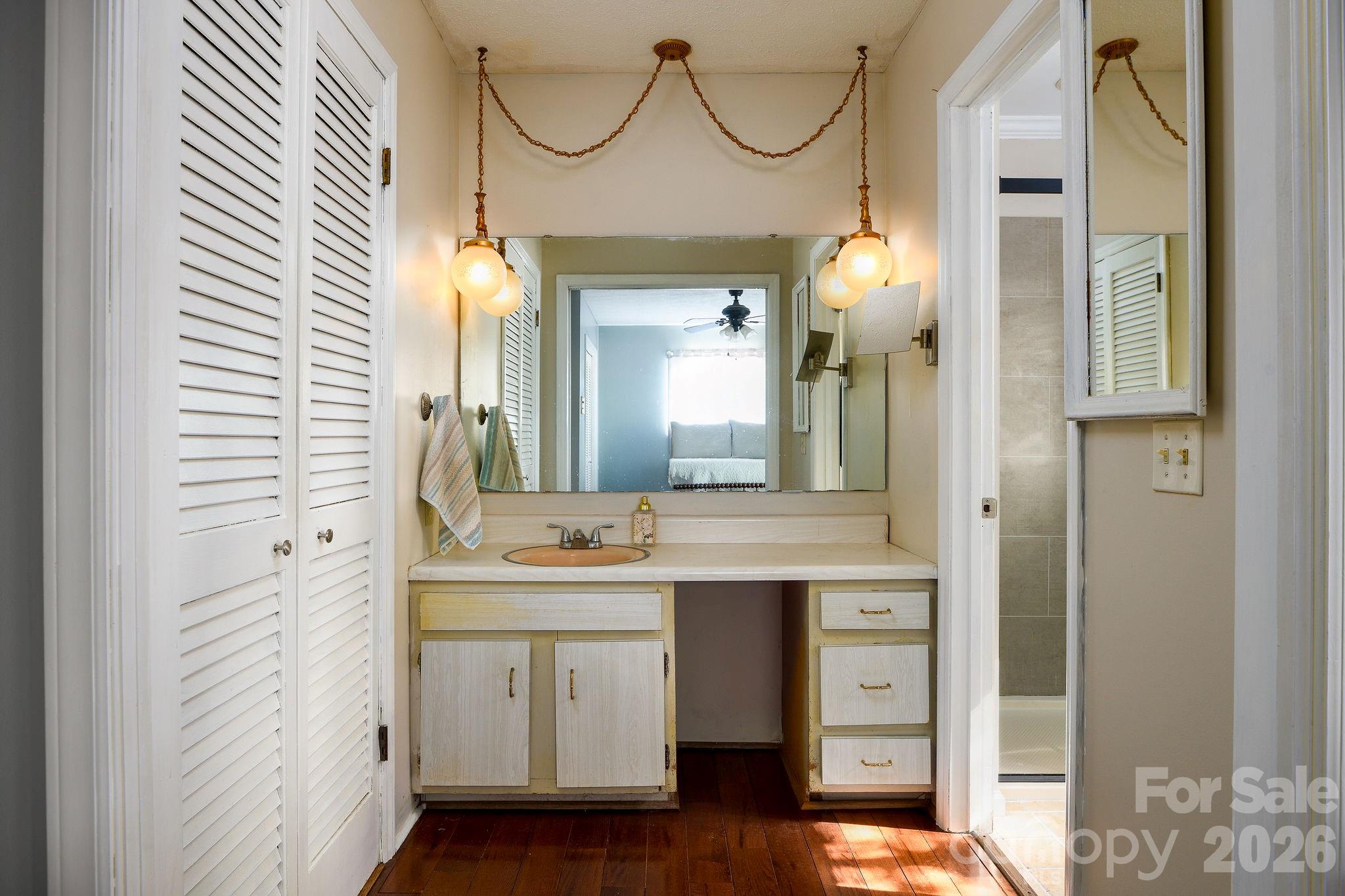 Primary ensuite with vanity and sink separate! - 3910 Fallston Road, Shelby