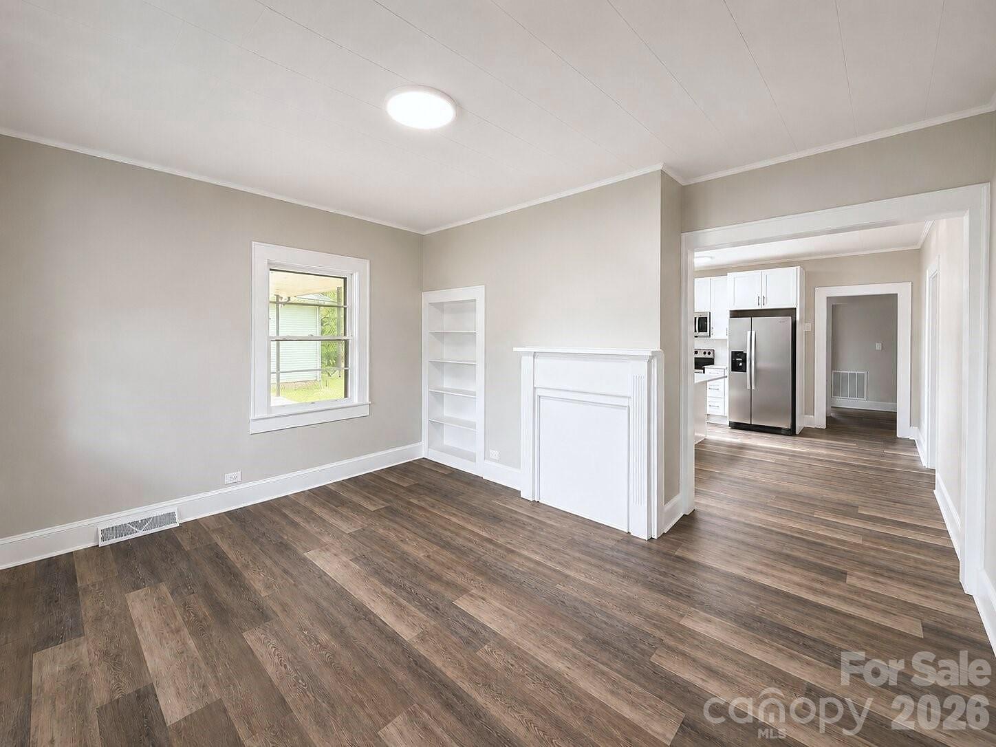 Single Family Residence at 113 Mountain View Street, Morganton, photo 5 of 32