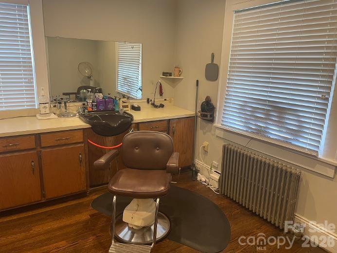 Flex Room - Hair Salon - Styling Station - 1670 Dale Earnhardt Boulevard, Kannapolis