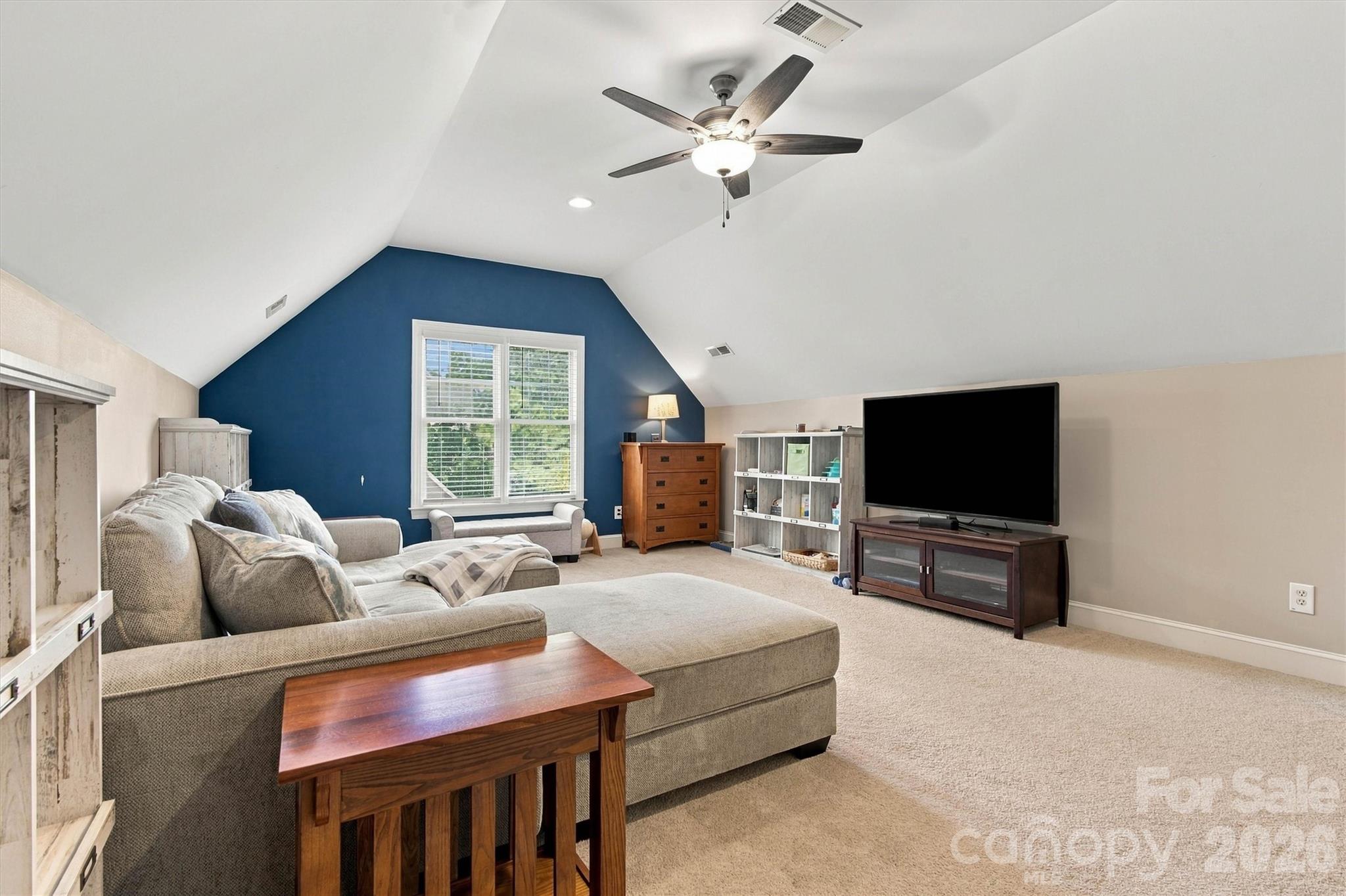 Single Family Residence at 1733 Verdict Ridge Drive, Denver, photo 24 of 40