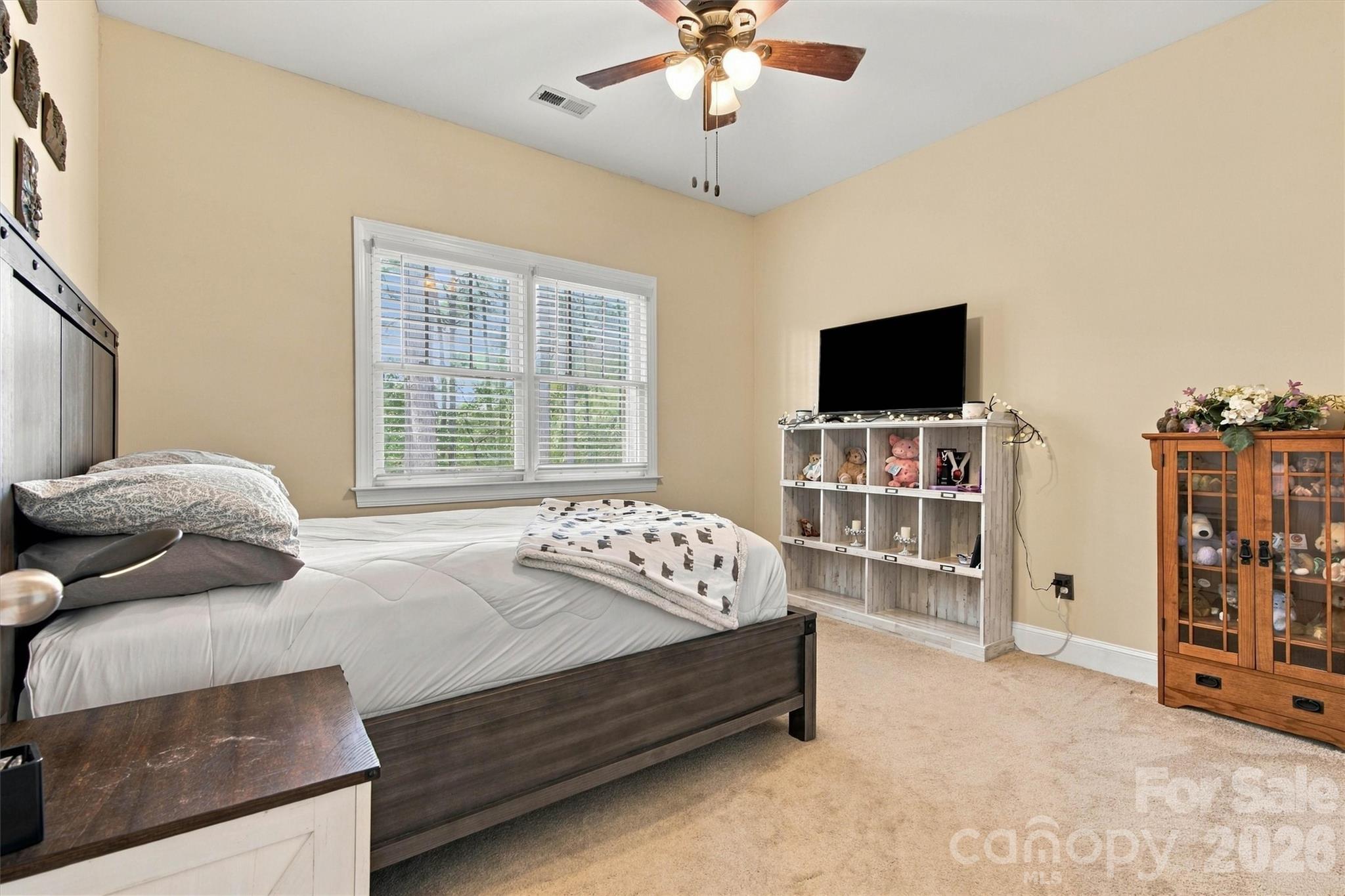 Secondary Bedroom - 1733 Verdict Ridge Drive, Denver