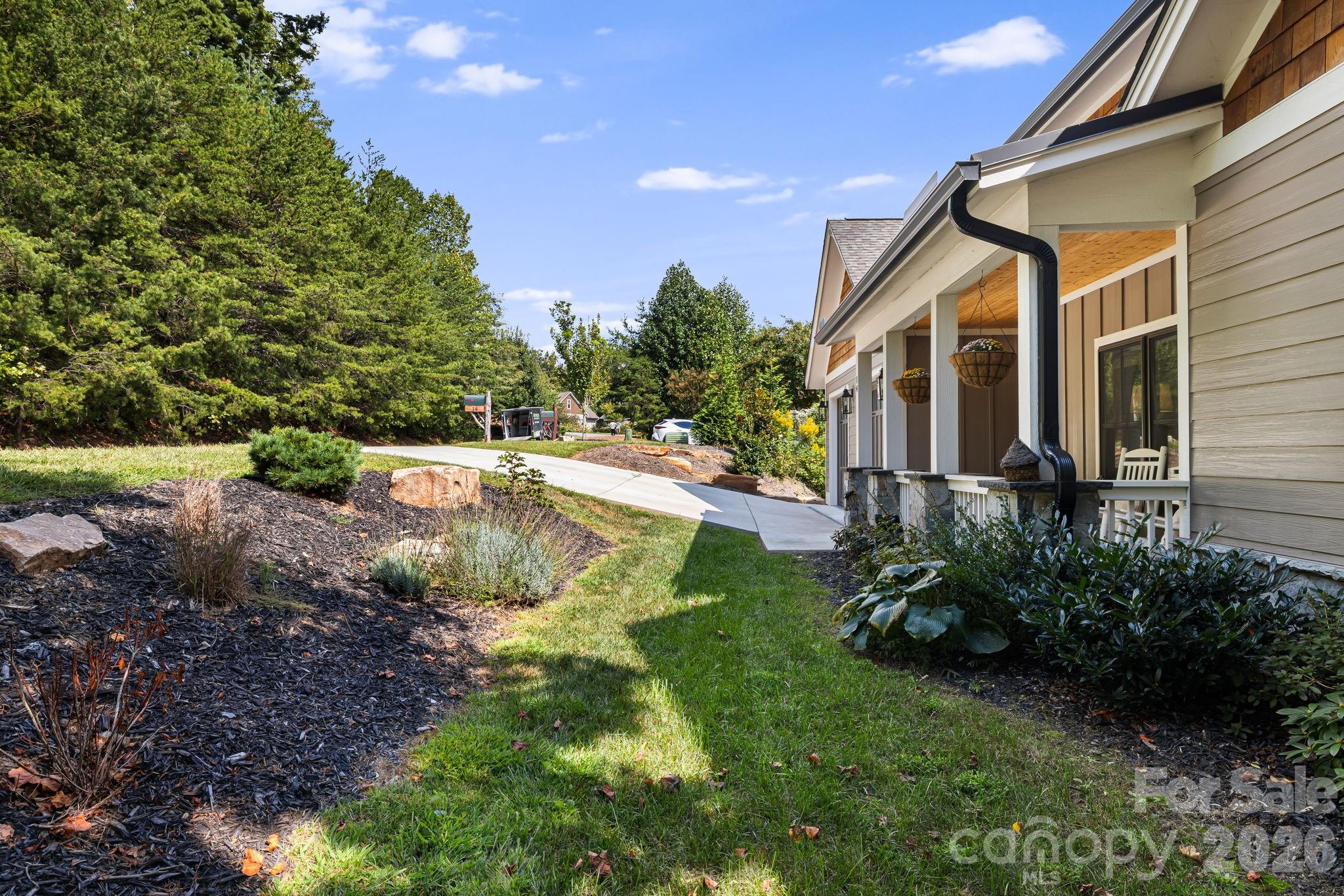 Single Family Residence at 14 Sugarland Ridge Trail, Fairview, photo 42 of 48