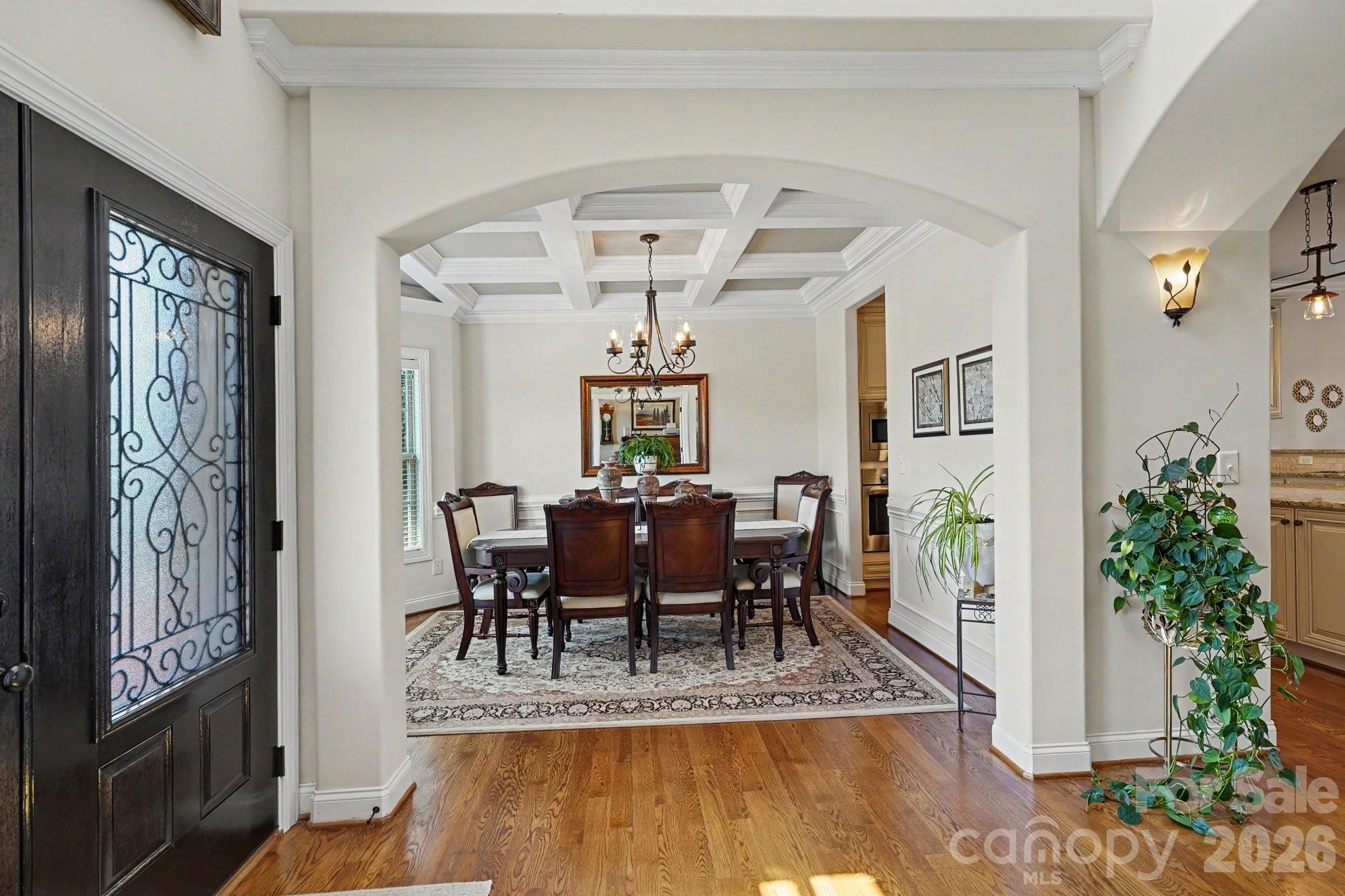 Single Family Residence at 489 Lotus Court, Lewisville, photo 4 of 37