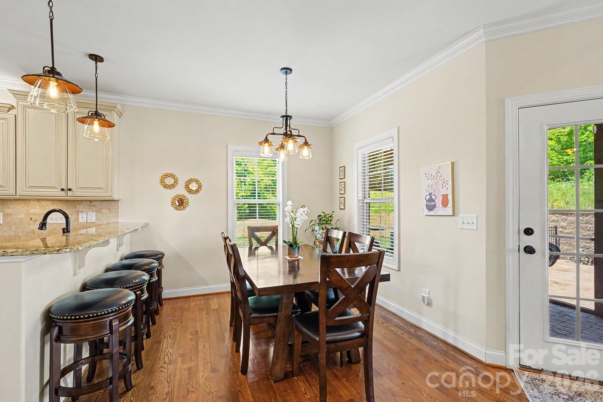 Single Family Residence at 489 Lotus Court, Lewisville, photo 12 of 37