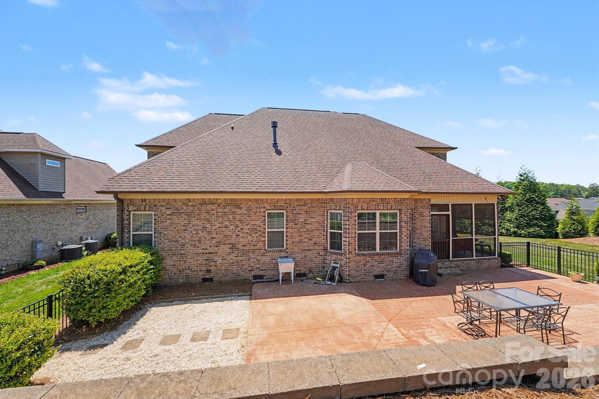 Single Family Residence at 489 Lotus Court, Lewisville, photo 35 of 37