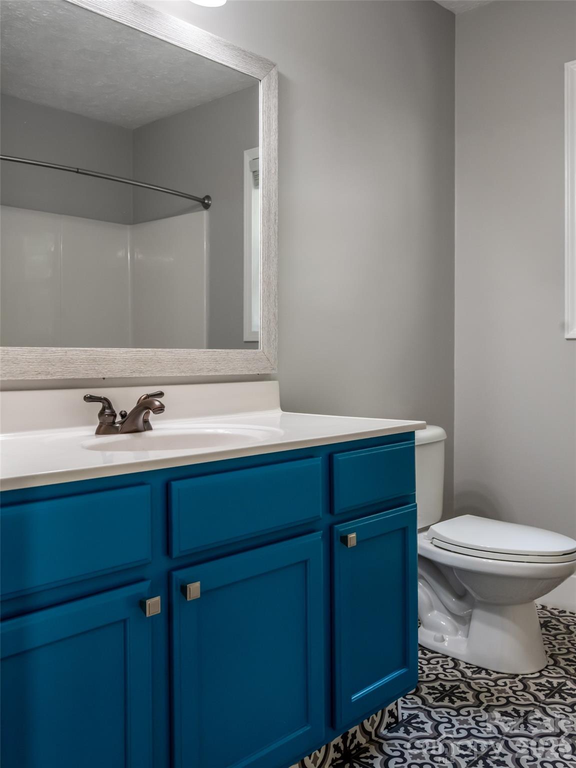 Single Family Residence at 151 W Newberry Drive, Fletcher, photo 17 of 29