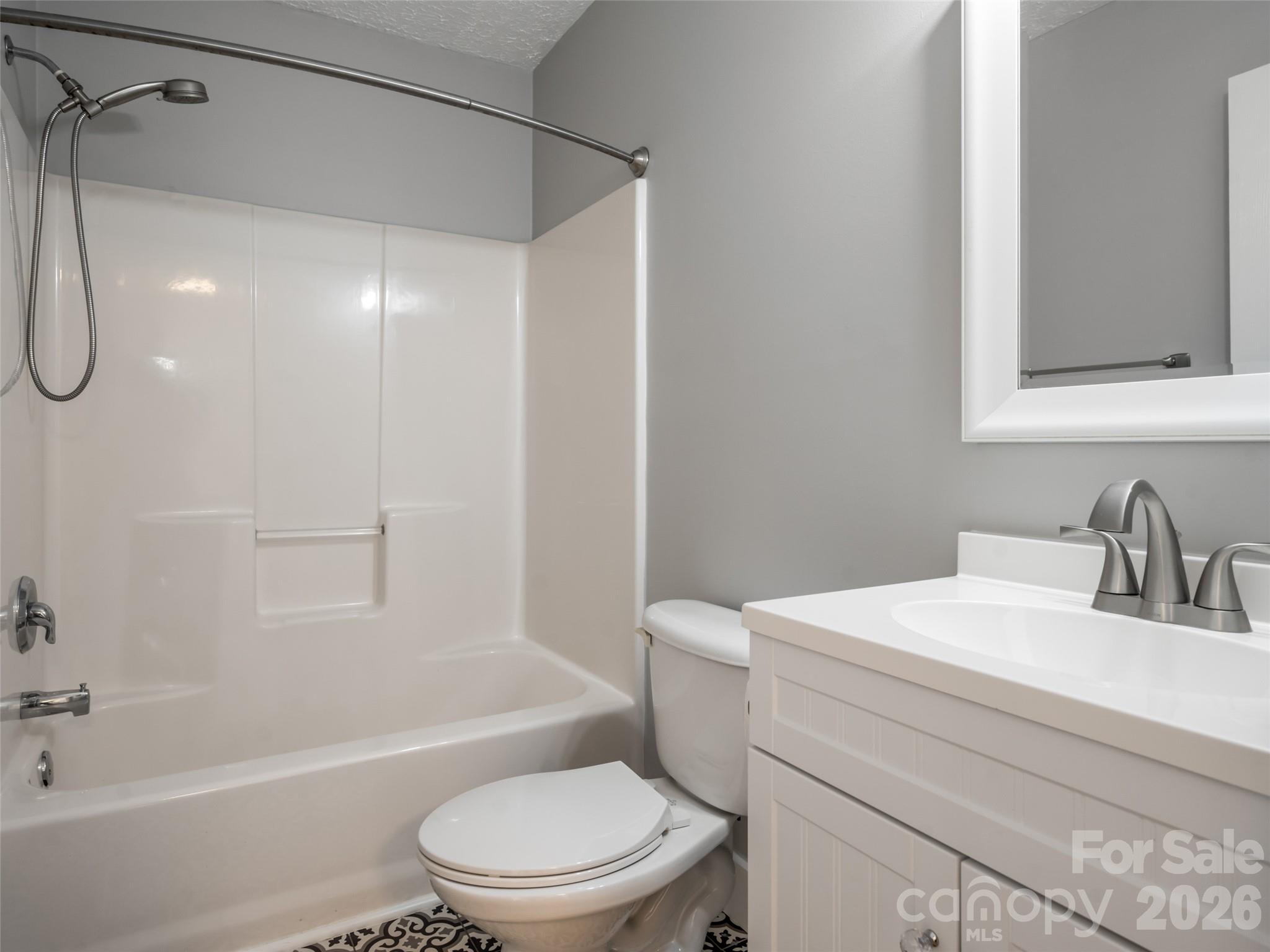 Single Family Residence at 151 W Newberry Drive, Fletcher, photo 21 of 29