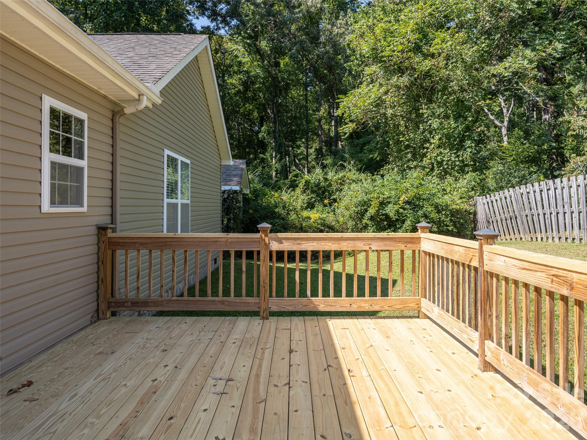 Single Family Residence at 151 W Newberry Drive, Fletcher, photo 22 of 29