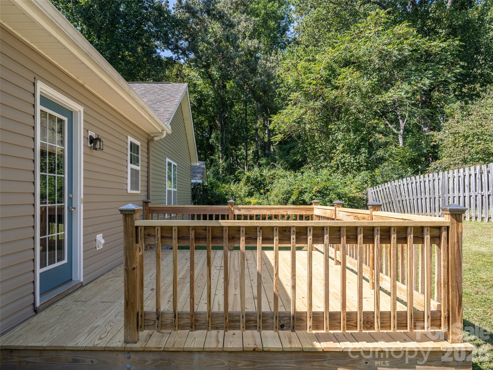 Single Family Residence at 151 W Newberry Drive, Fletcher, photo 23 of 29