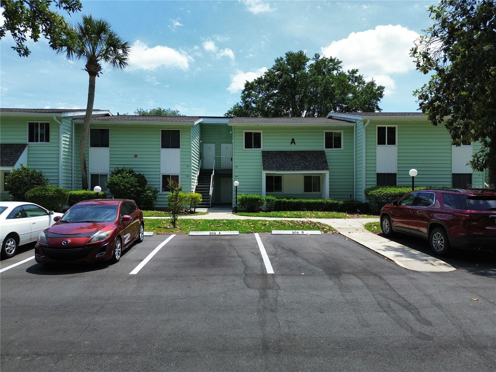606 MIDWAY DR #B