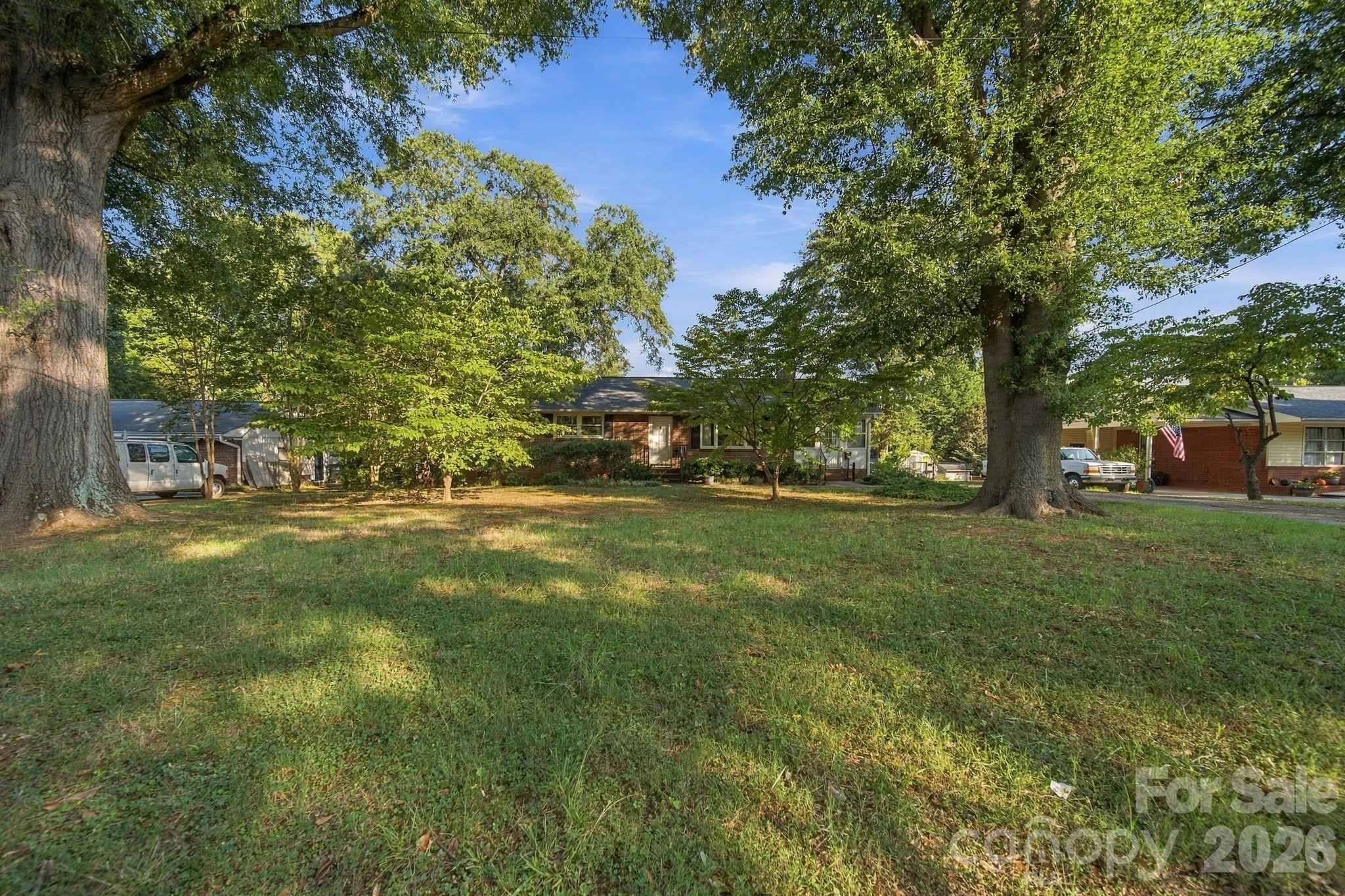 Single Family Residence at 2019 Carol Drive, Gastonia, photo 36 of 36