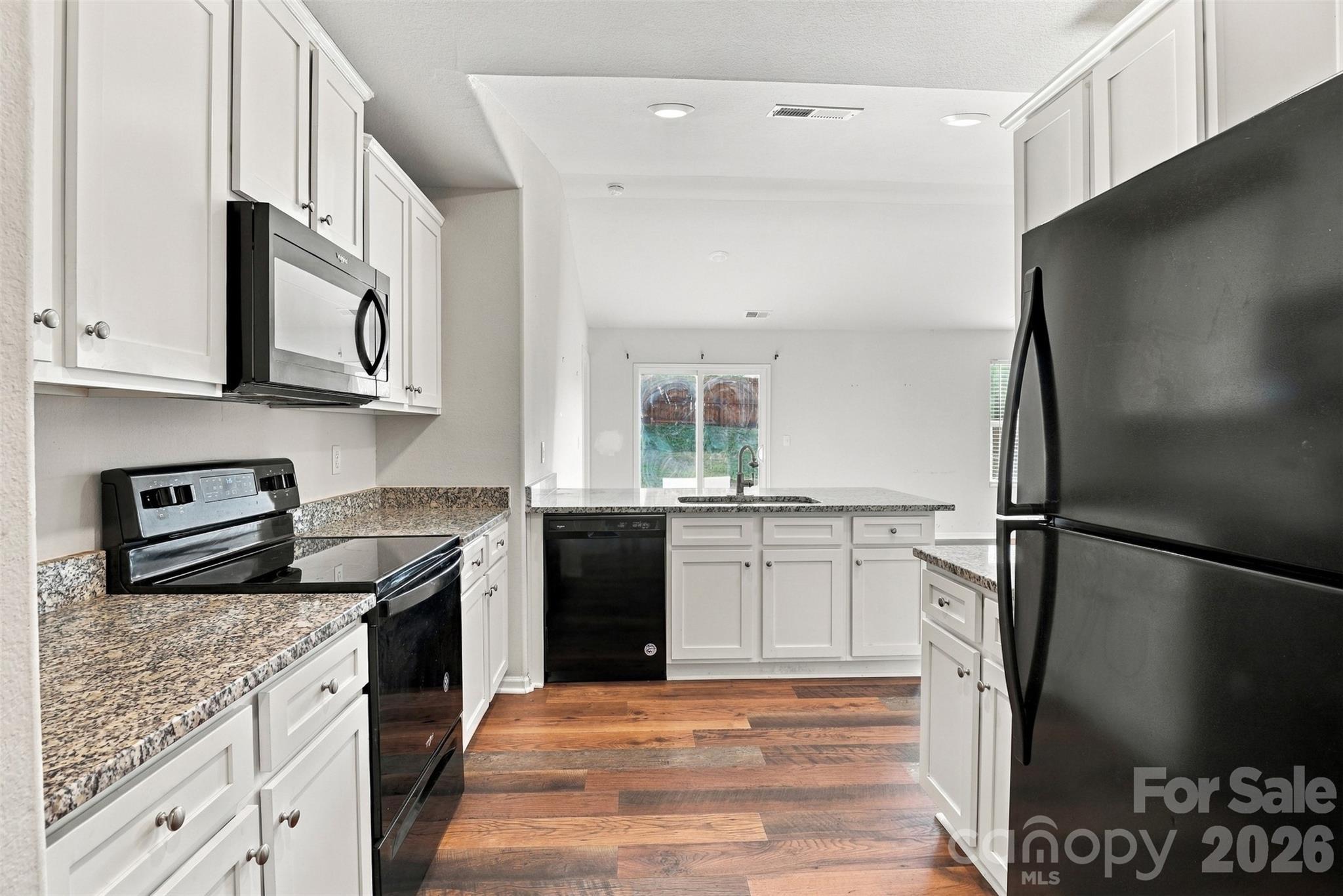Single Family Residence at 433 Belcaro Drive, Kings Mountain, photo 14 of 34